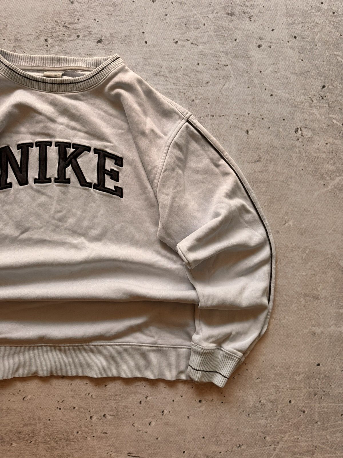 Nike × Vintage NIKE VINTAGE CENTER LOGO OVERSIZE BOXY SWEATSHIRT Size US XL / EU 56 / 4 - 3 Thumbnail
