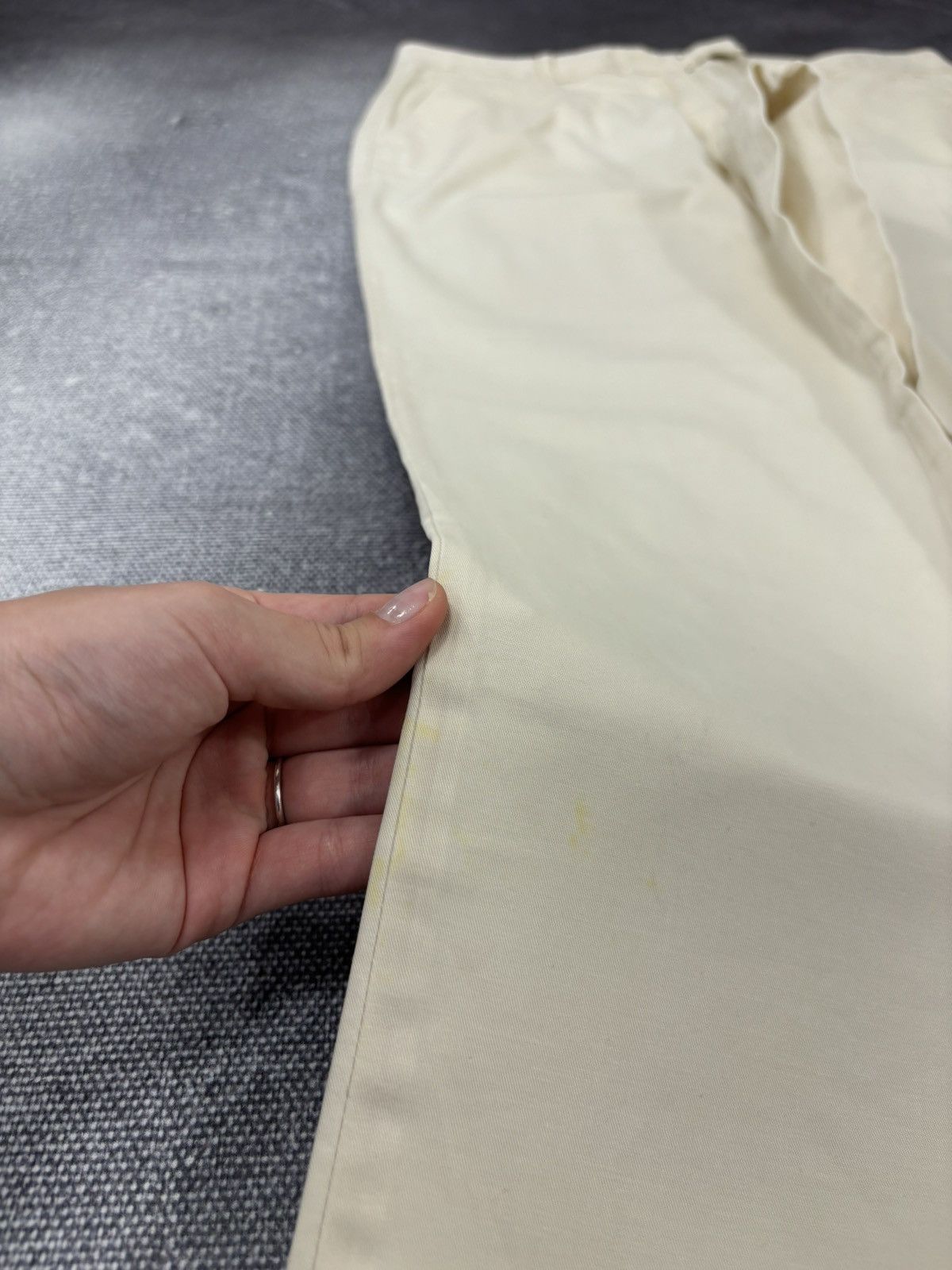 Moncler Vintage Moncler Women’s Straight Fit Cream Pants Trousers Size 34" / US 12 / IT 48 - 4 Thumbnail