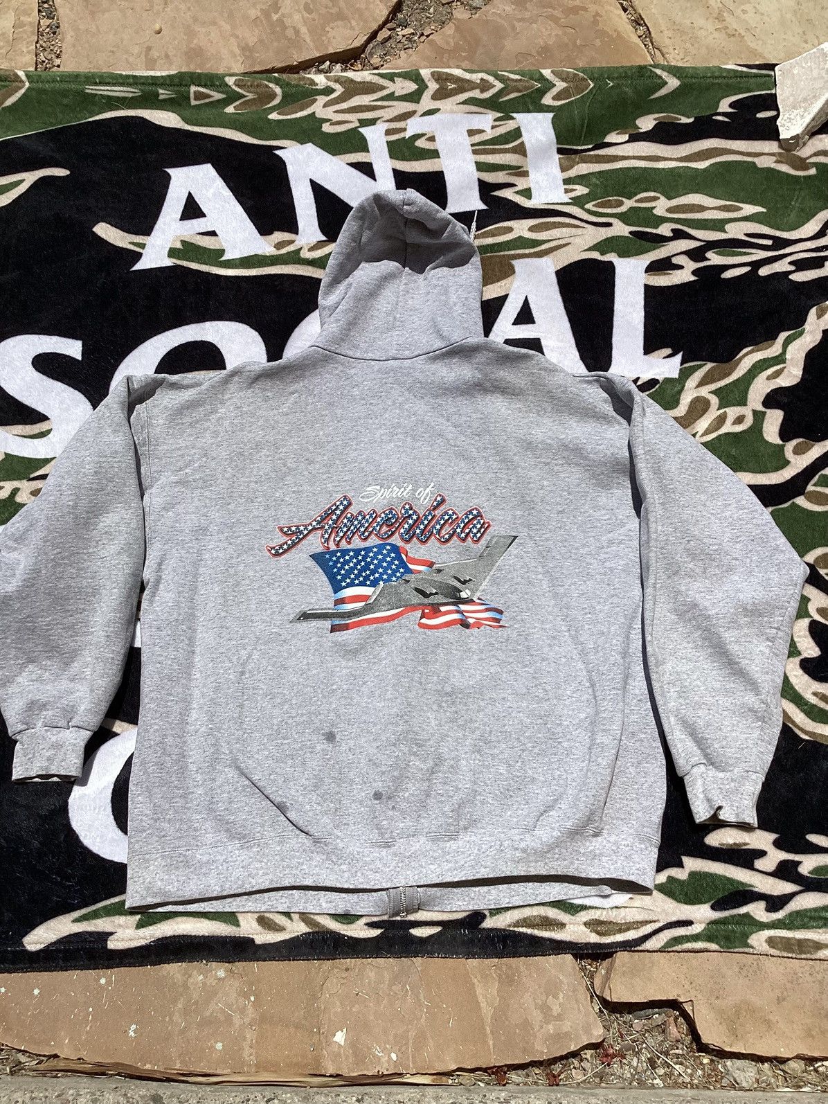 Other Vintage 90s/Y2K Northrop Grumman B-52 bomber zip up hoodie Size US L / EU 52-54 / 3 - 1 Thumbnail