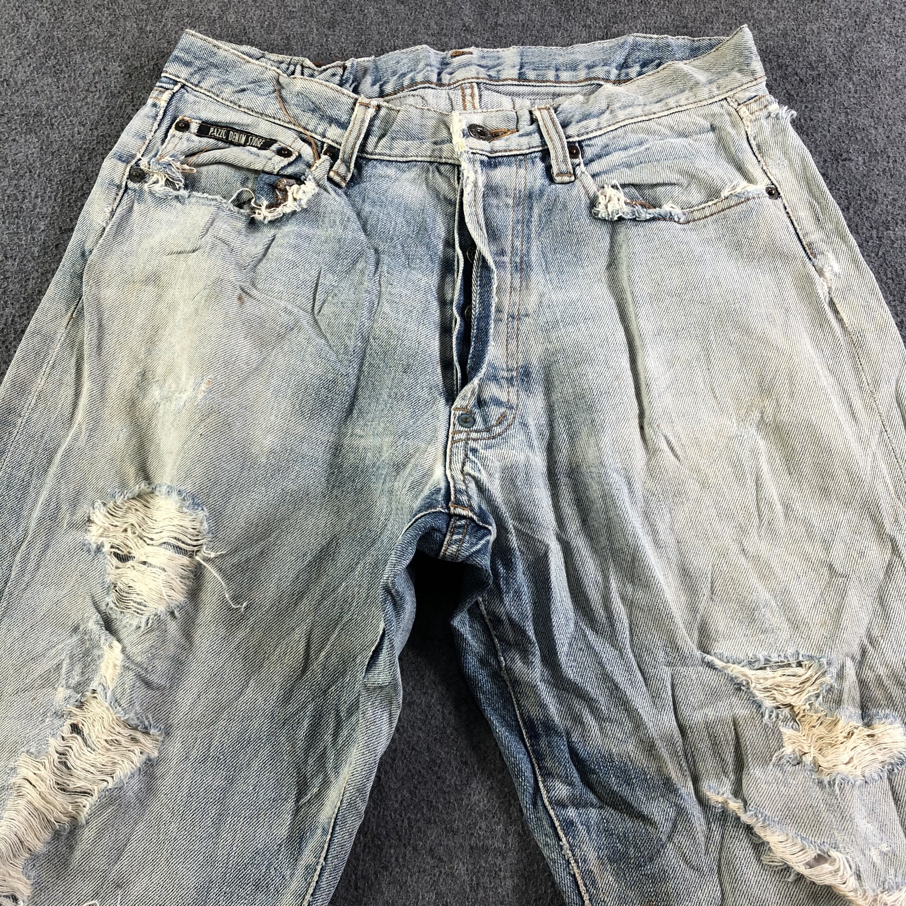 Pazzo Vintage Distress Light Wash Pazzo Jeans-J4018 Size US 33 - 3 Thumbnail
