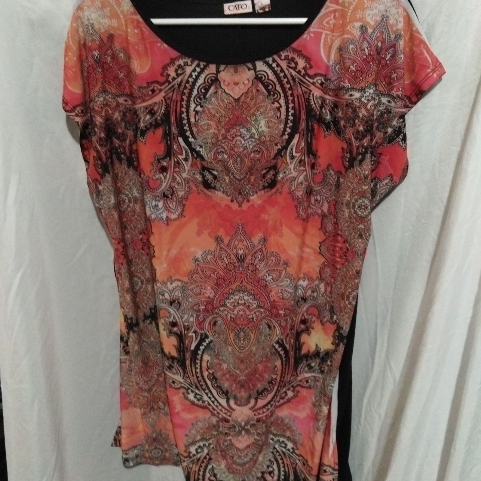 Other Cato Size Large Top Mostly All Over Front Print Size L / US 10 / IT 46 - 1 Thumbnail