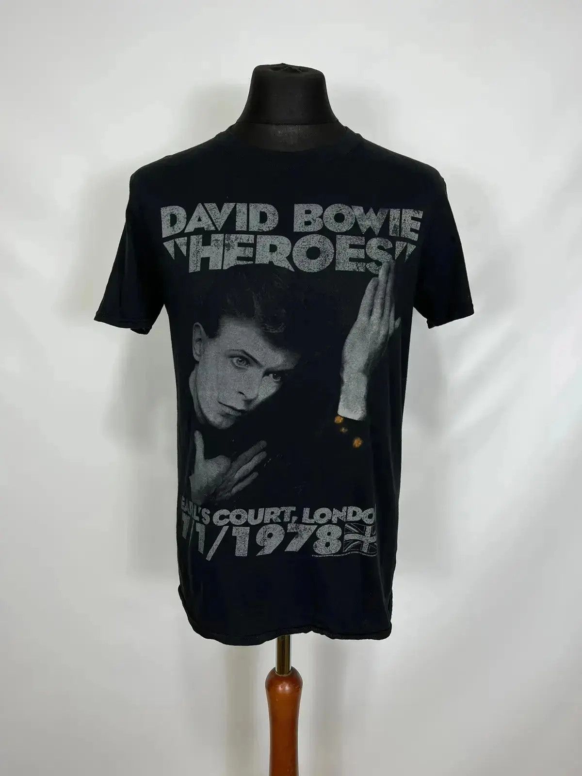 Band Tees Bowie 2019 merchendise T-shirt Size US M / EU 48-50 / 2 - 1 Thumbnail