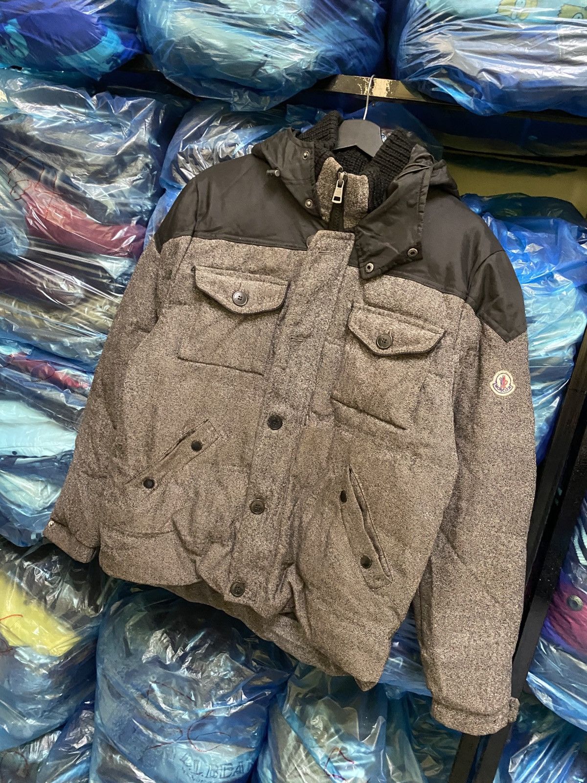 Moncler Vintage Moncler Down Jacket Herringbone Grey Black Hooded Size US XL / EU 56 / 4 - 4 Thumbnail