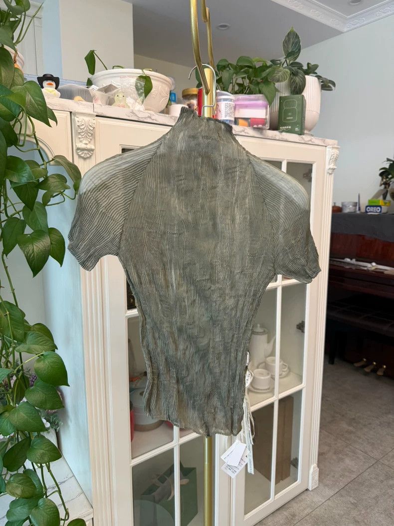 Issey Miyake issey miyake size:2 Khaki green short-sleeved shirt Size XXS / US 00 / IT 34 - 1 Thumbnail