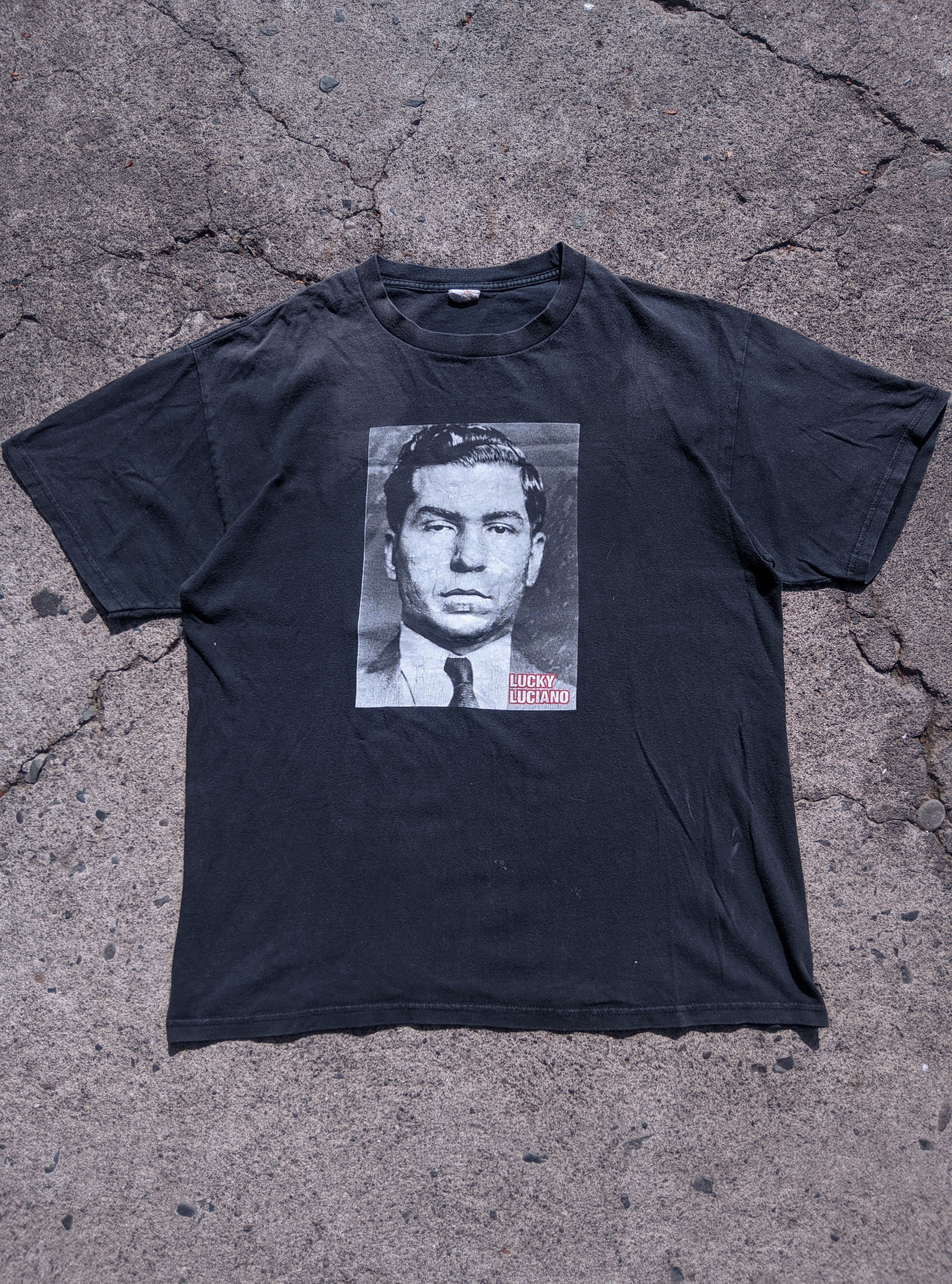 Vintage Vintage 2000s lucky luciano Mob mafia t shirt Size US L / EU 52-54 / 3 - 1 Thumbnail