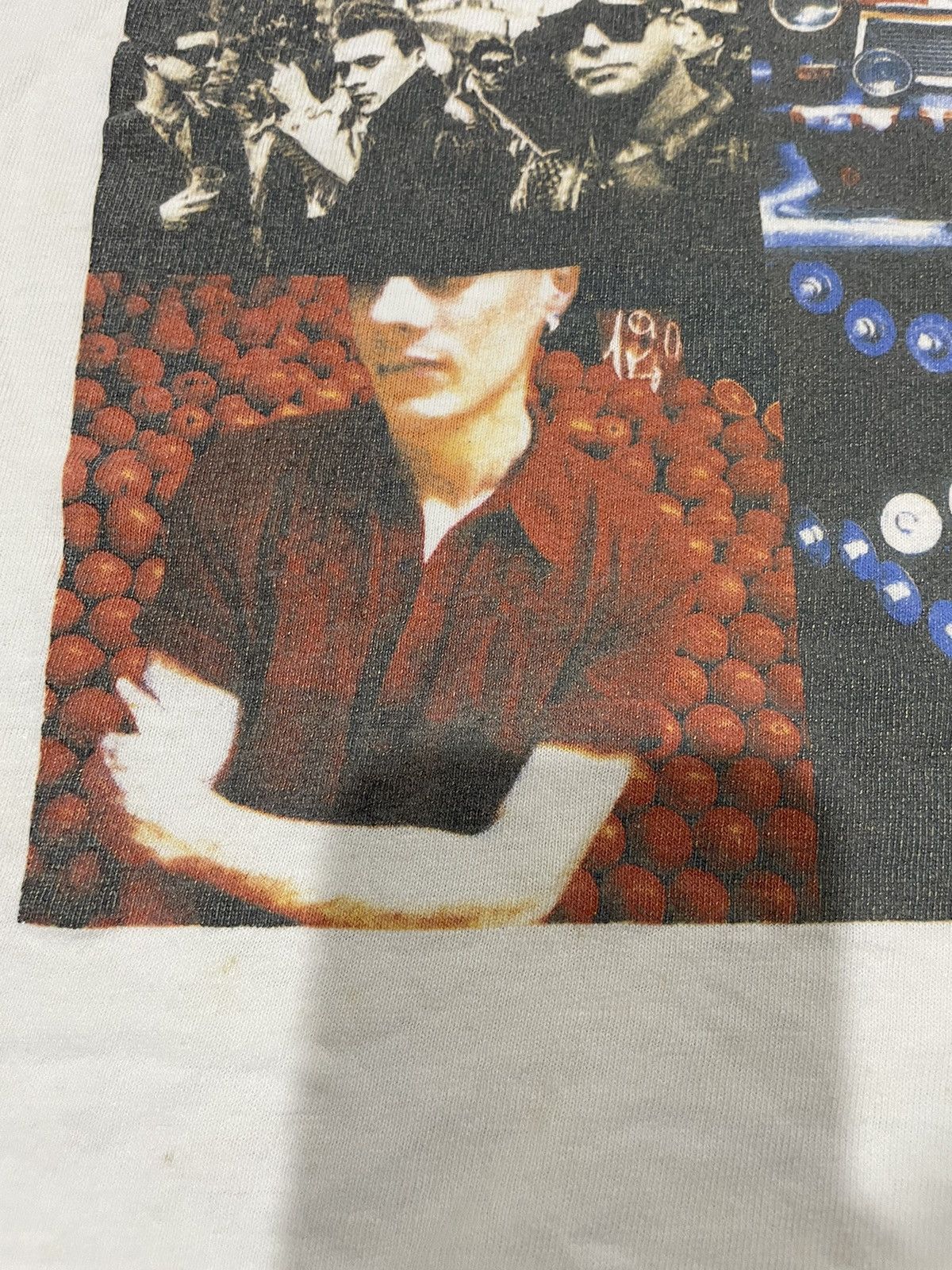 Band Tees VTG 1991 U2 Not Us Ltd Rare Distressed Band Tee Size US L / EU 52-54 / 3 - 13 Thumbnail