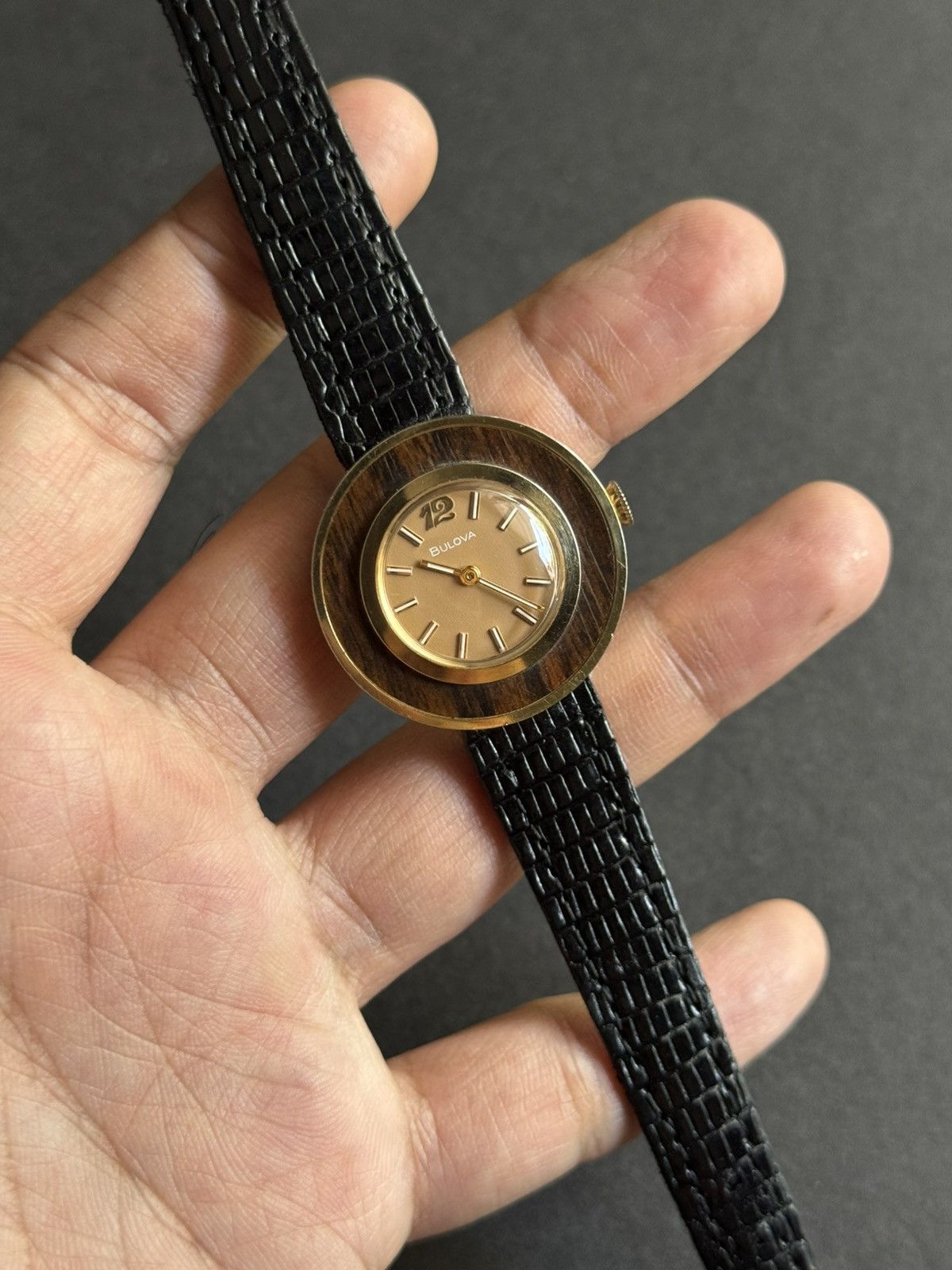 slim fit dress slacks 1969 BULOVA Classic Slim Vintage Gents Dress Watch – empressissi main image 0