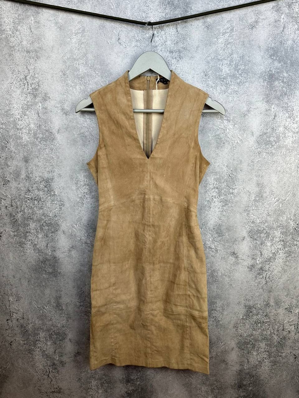 Reiss REISS Suede Lambskin Dress Sleeveless V-Neck Sheath Bodycon Size M / US 6-8 / IT 42-44 - 1 Thumbnail