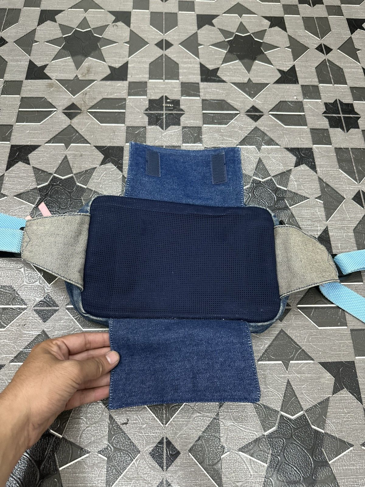 Japanese Brand 2000s Angel Blue Japan Denim Waist Bag Size ONE SIZE - 11 Thumbnail