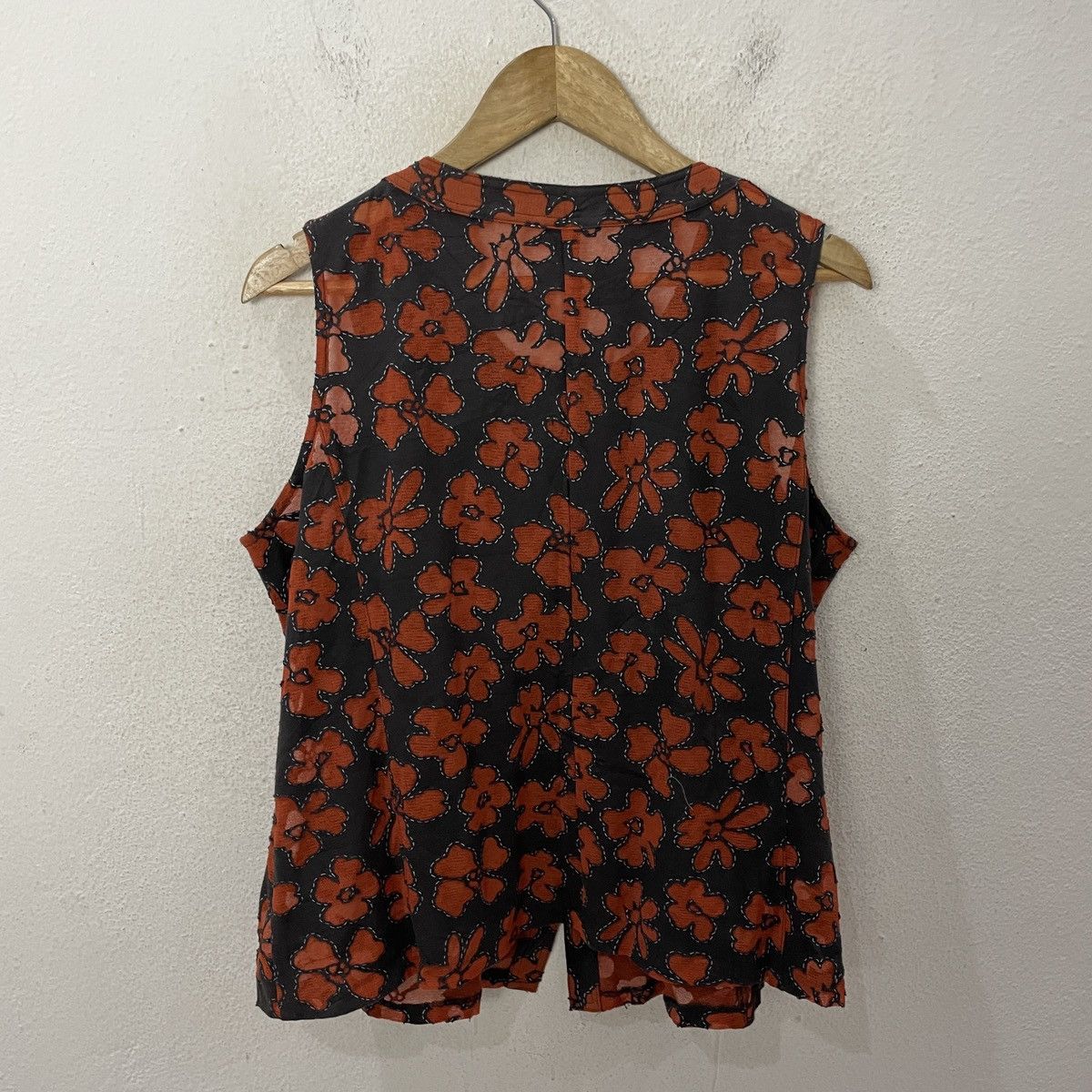 Japanese Brand Vintage Japanese Designer Art Sleeveless Jacket Size US M / EU 48-50 / 2 - 7 Thumbnail