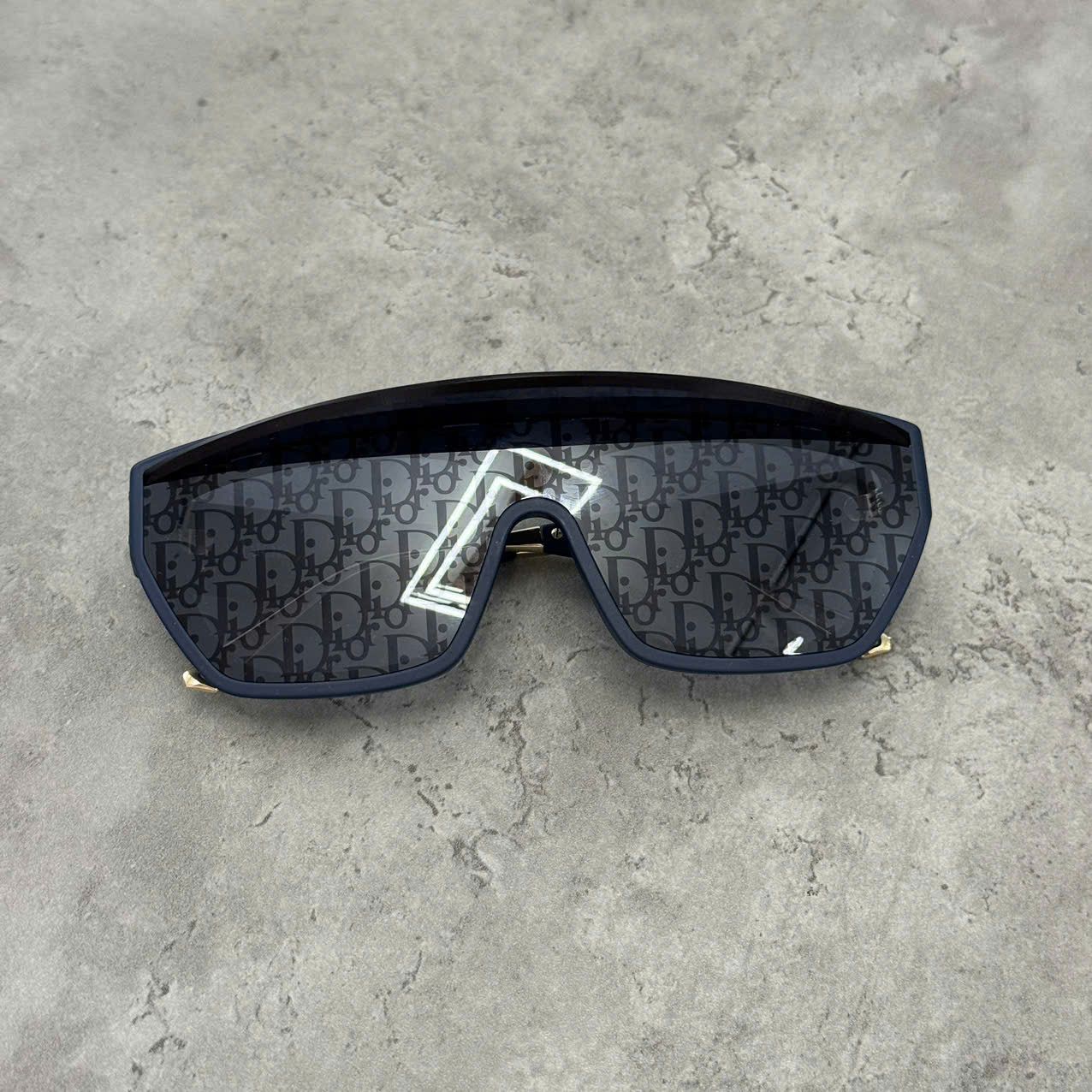 Dior DIOR DiorClub M7U Blue Mask Sunglasses Size ONE SIZE - 8 Thumbnail