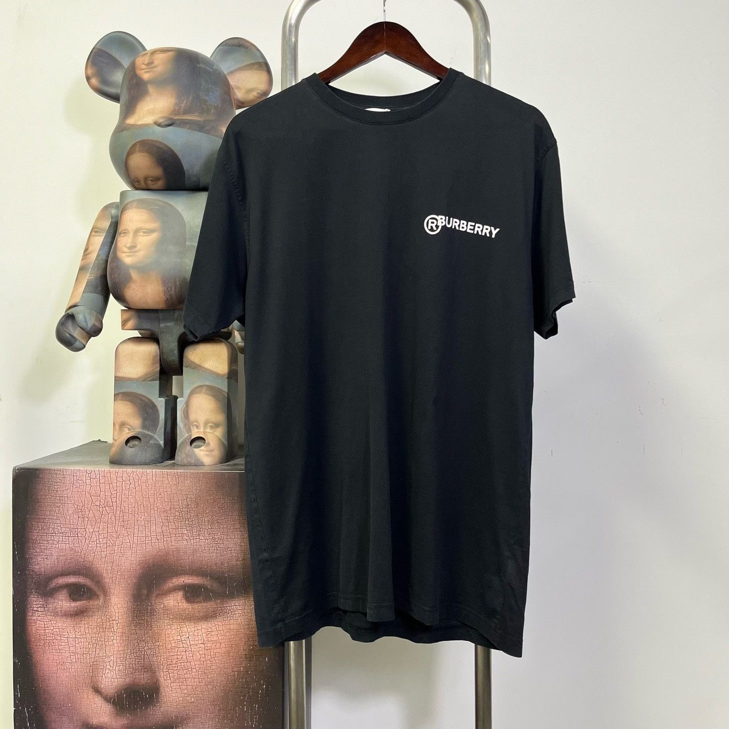 Burberry Burberry Retro Black T-Shirt S Women Size S / US 4 / IT 40 - 1 Thumbnail