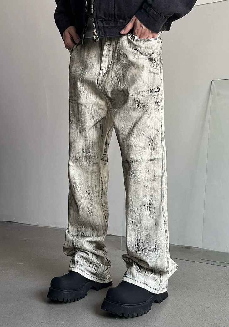 image of Vintage Avant Garde Fashion Painted Jeans Pants in White, Men's (Size 30)