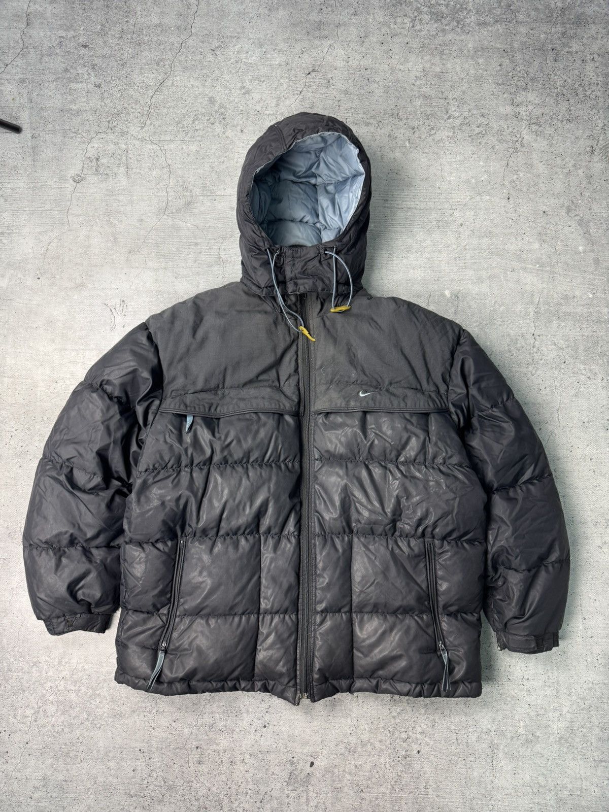 Nike Vintage Nike Distressed Retro Puffer Down Jacket Size US L / EU 52-54 / 3 - 1 Thumbnail