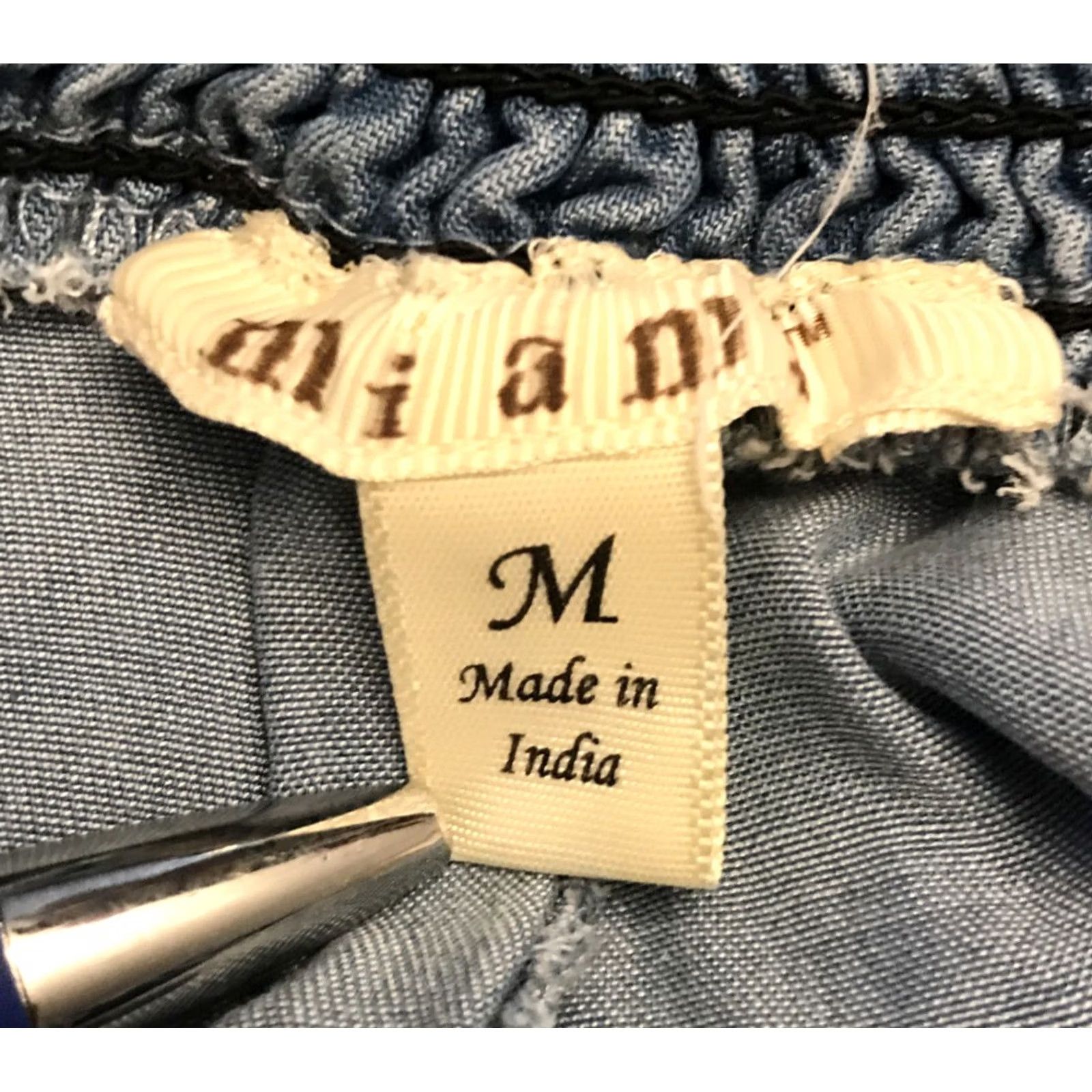 Vintage MI A MI Blouse Tunic Women Off the Shoulder Blue Floral Embroidered Short Sleeve Tencel Bohemian 18" Pit to Pit 28.5" Length M Size M / US 6-8 / IT 42-44 - 5 Thumbnail