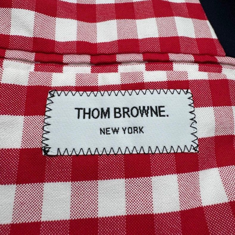 Thom Browne Thom Browne Size 2 Navy blue suit 2506-Nextarrow Size 42R - 2 Thumbnail