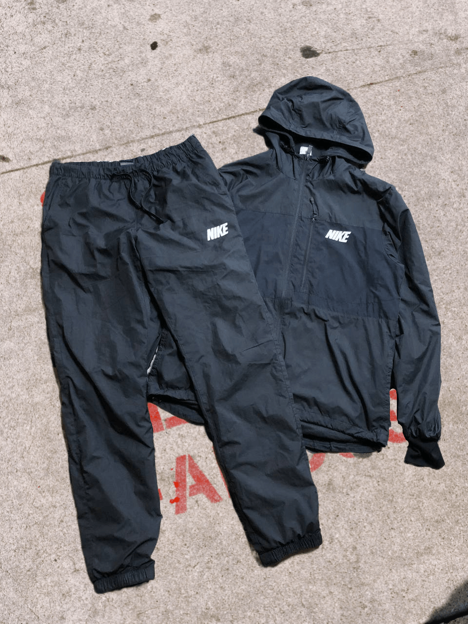 Nike Streetwear Size M Suit logo Nike Jacket + Pants Size US M / EU 48-50 / 2 - 1 Thumbnail