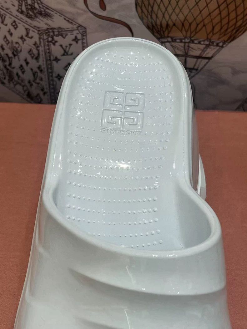 Givenchy Givenchy Sise36 White cotton candy wedge fish mouth high-he Size US 6.5 / EU 39-40 - 4 Thumbnail