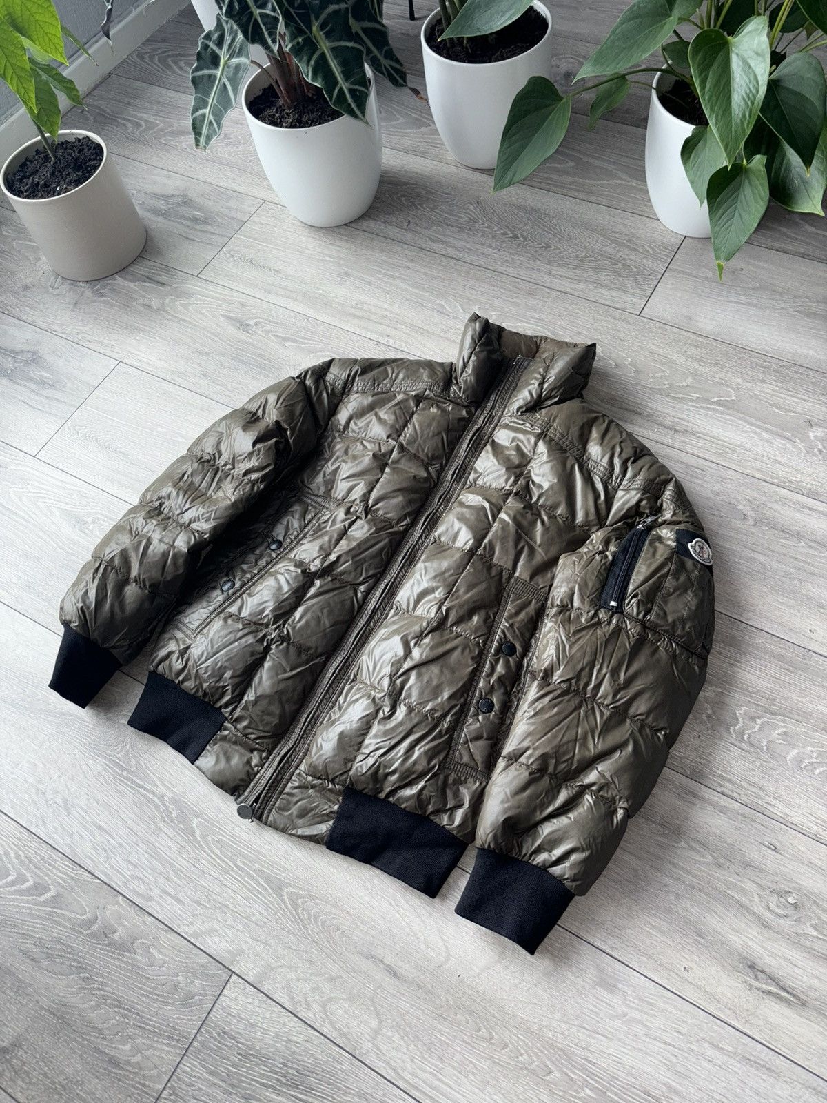 image of Moncler Auburn Size O in Brown, Men's