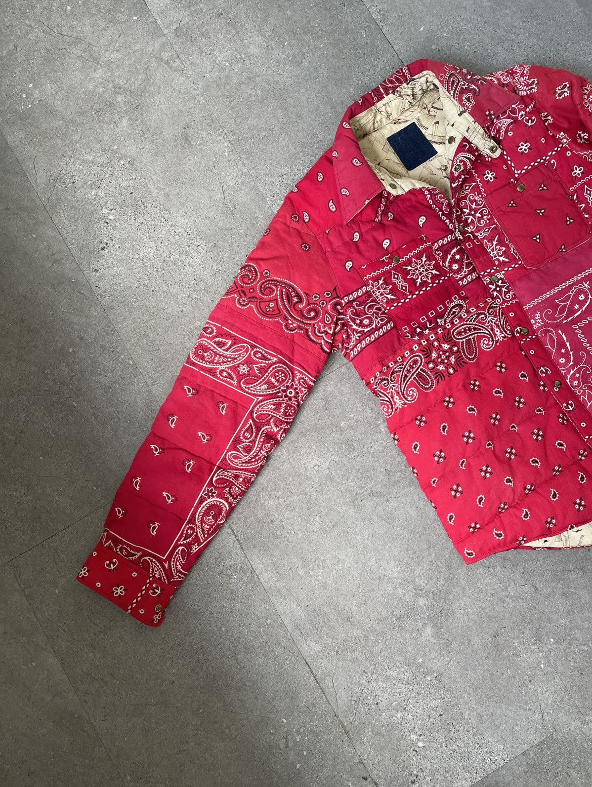Visvim Visvim FW16 ICT Kerchief down JKT Red Bandana Size US L / EU 52-54 / 3 - 6 Thumbnail