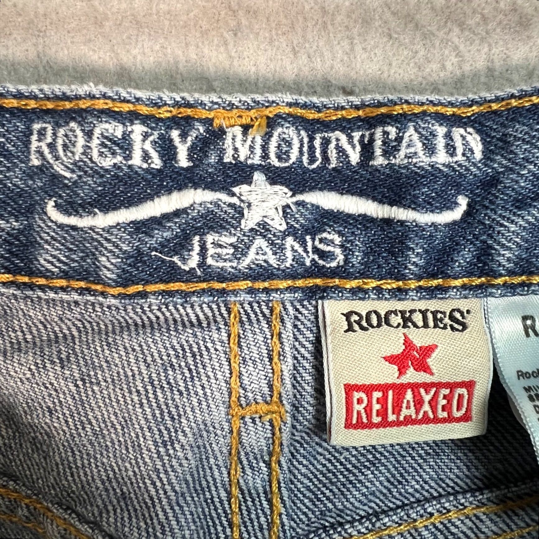 Vintage VINTAGE Rocky Mountain Womens Jeans Cropped Denim 9R Blue 28 in Zip High Rise Relaxed Fit 100% Cotton Painters Logo? Size 30" / US 8 / IT 44 - 3 Thumbnail