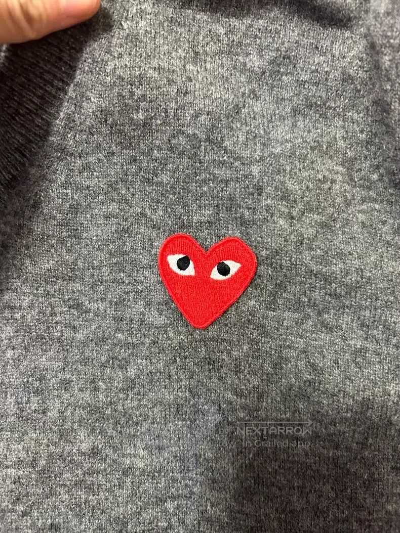 Comme des Garcons Comme Des Garcons Classic V-neck pullover sweater Size S / US 4 / IT 40 - 5 Thumbnail