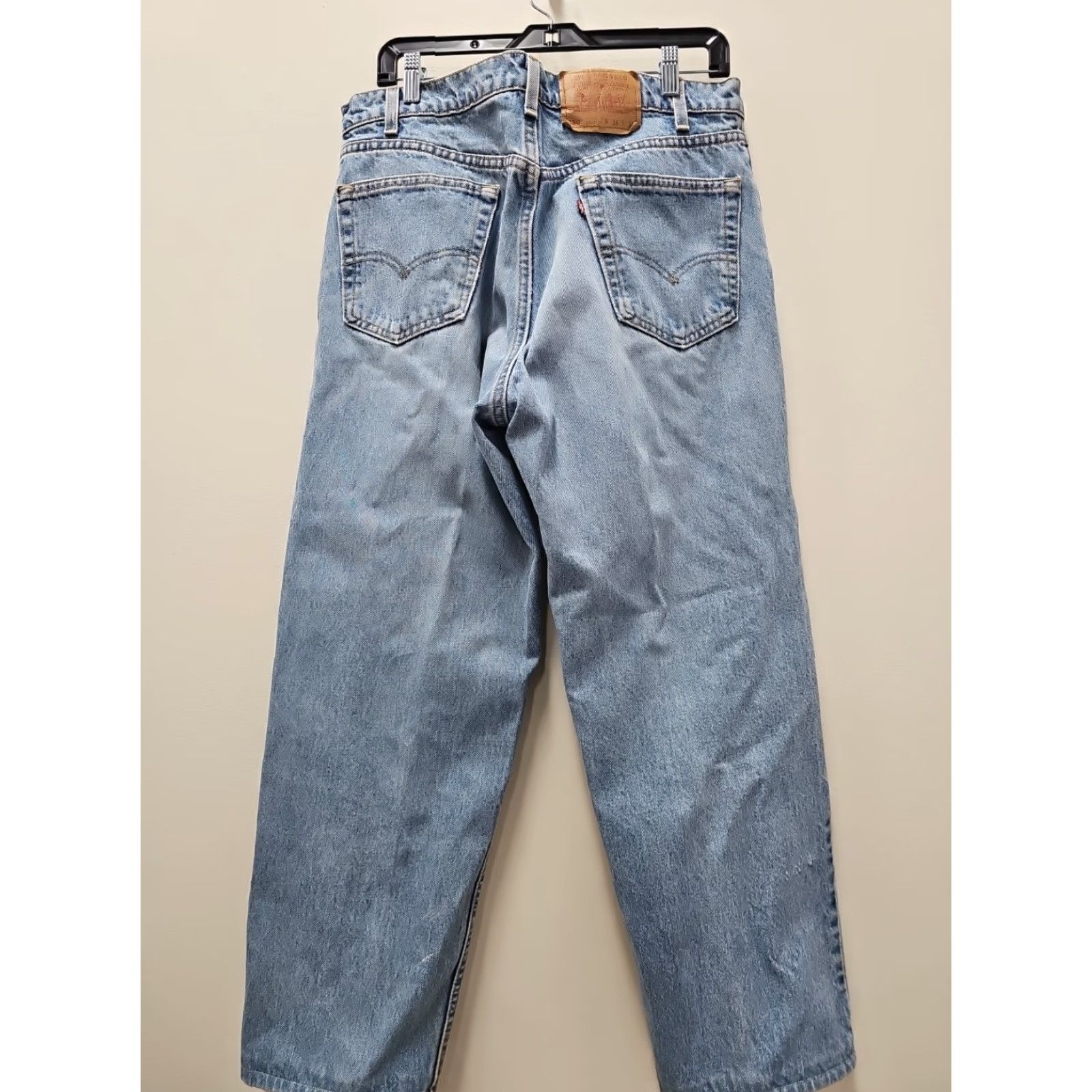 Levi's VINTAGE Levi's 550 Jeans 34x28 Mens Blue Denim Tapered Relaxed Fit Light Wash Jeans Size US 34 / EU 50 - 7 Thumbnail