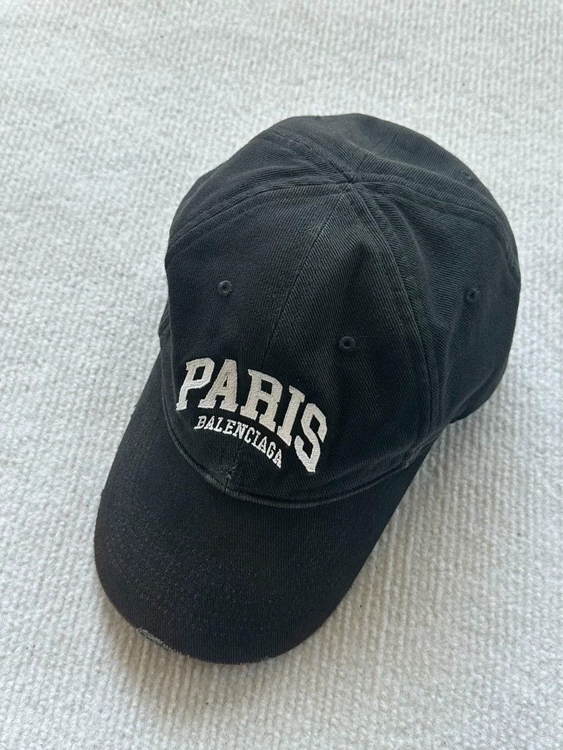 Balenciaga Balenciaga Paris limited logo baseball cap 2501-Nextarrow Size ONE SIZE - 1 Thumbnail
