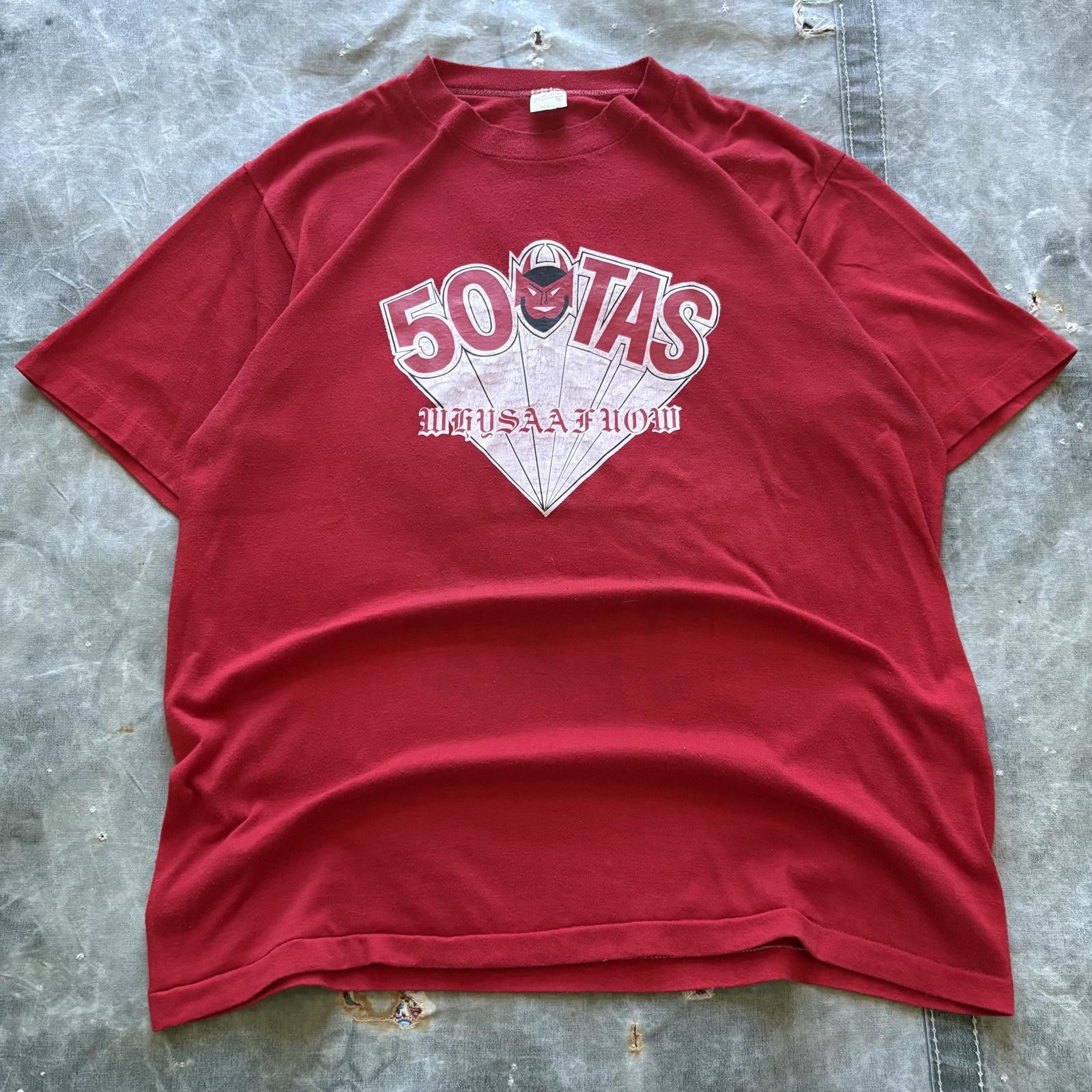 Vintage Vintage 70s 50th Tactical Airlift Squadron Red Devils Shirt Size US XL / EU 56 / 4 - 1 Thumbnail