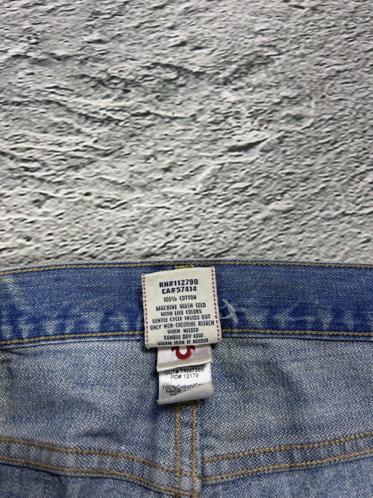 True Religion True Religion Rocco jeans vintage denim pants slim baby blue Size US 32 / EU 48 - 4 Thumbnail