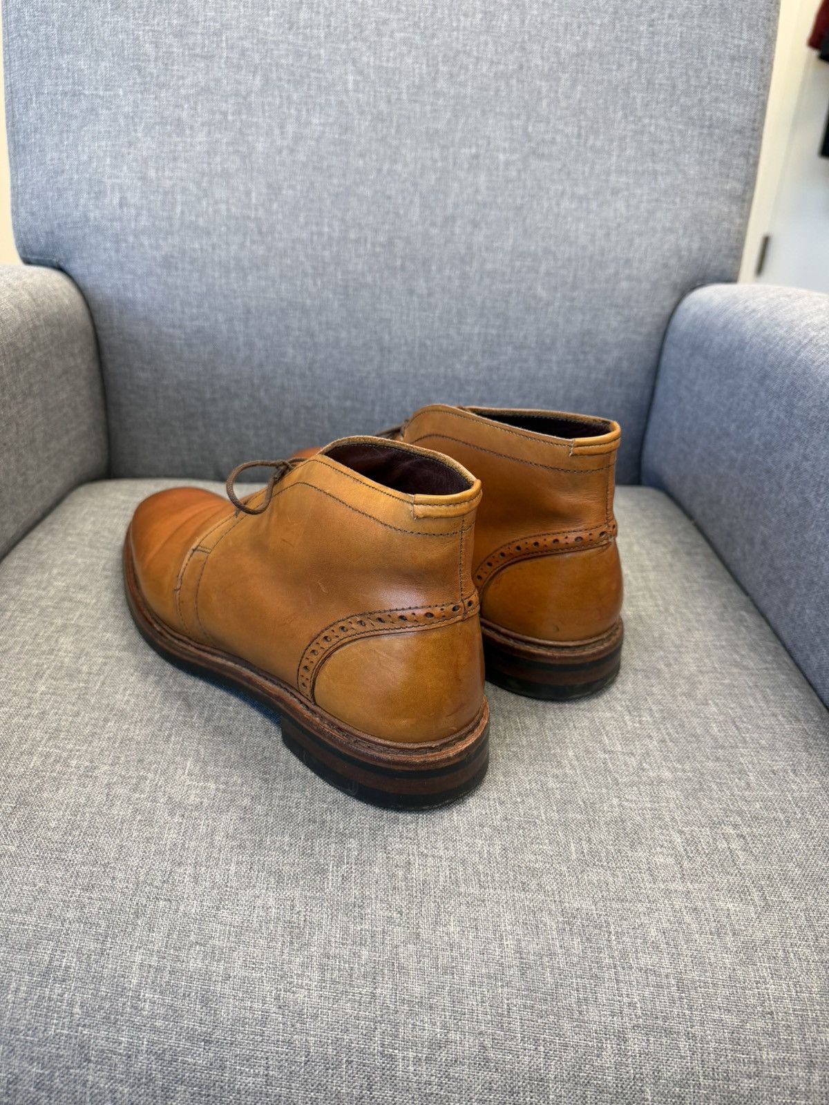 Allen Edmonds FINAL PRICE DROP Chukka Boot in Walnut Calfskin Size US 9 / EU 42 - 6 Thumbnail