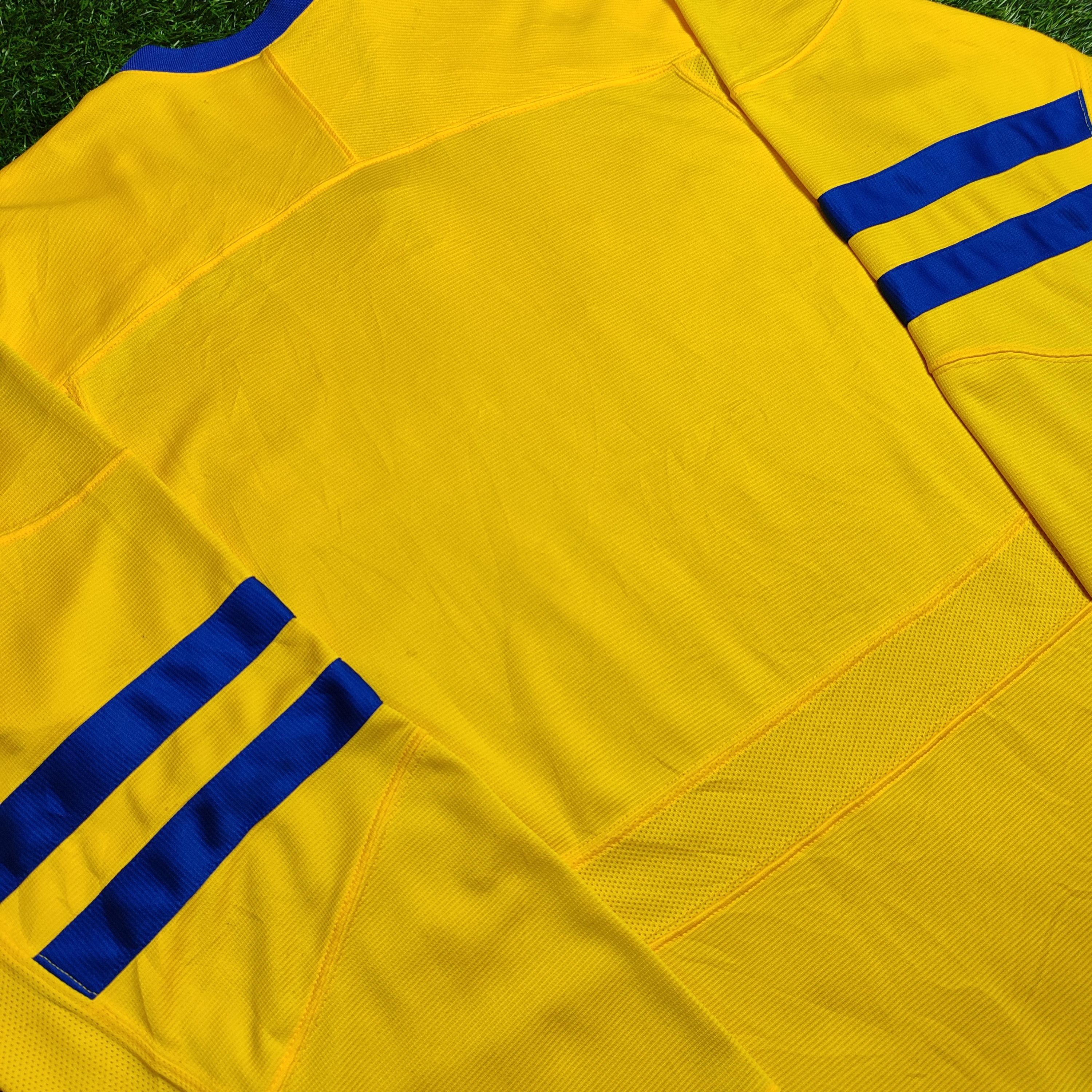 Nike Nike Vintage Sweden Ice Hockey Jersey Size US M / EU 48-50 / 2 - 3 Thumbnail
