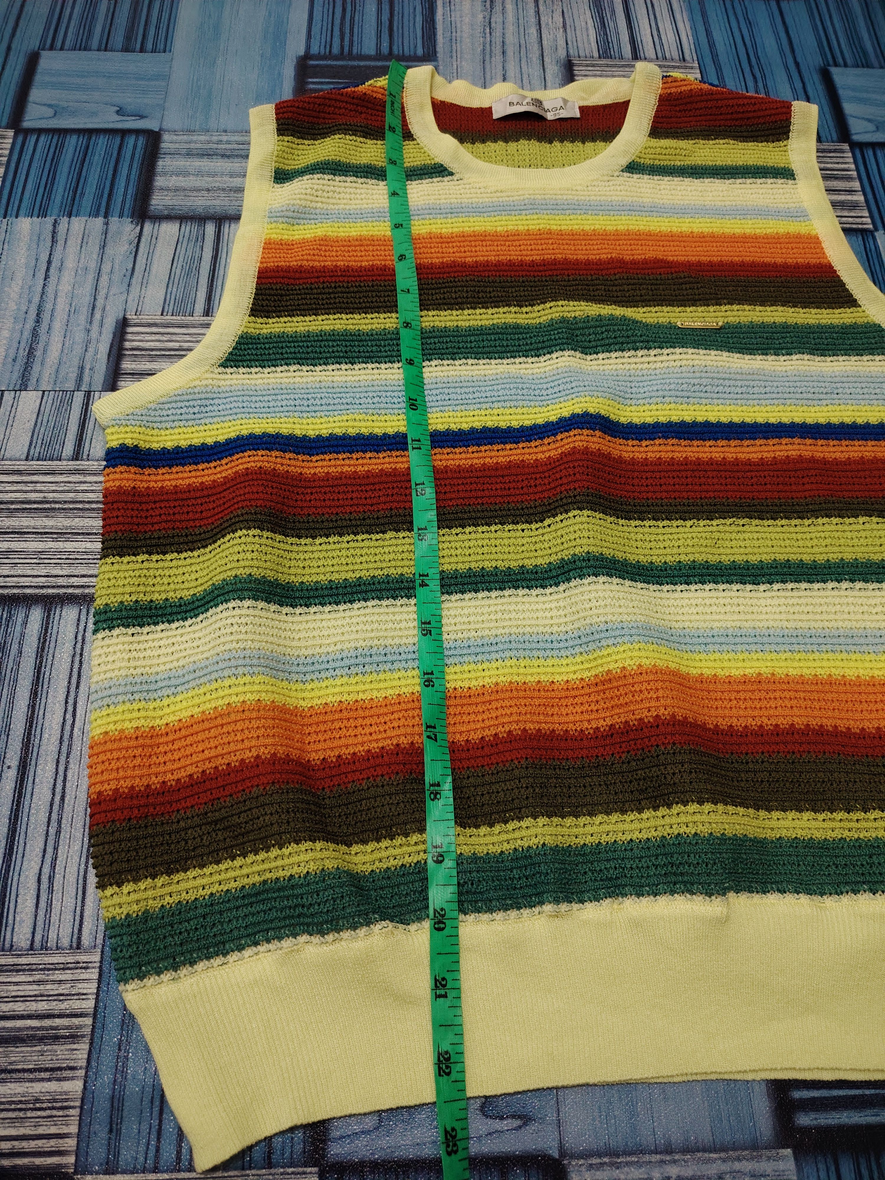 Balenciaga 💥RARE💥 Vintage balenciaga knitwear sleeveless Tank Tops Size US M / EU 48-50 / 2 - 15 Thumbnail