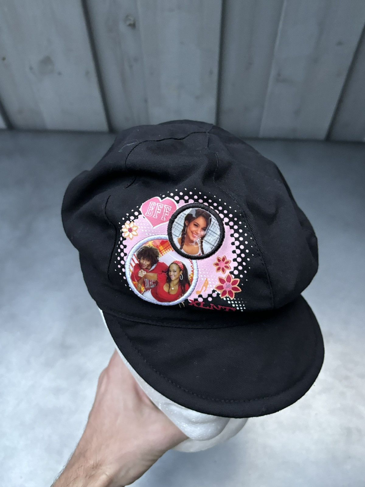 Disney × Vintage 2000s Highschool Musical 3 Senior Year Y2K Newsboy Cap Small Size ONE SIZE - 15 Thumbnail