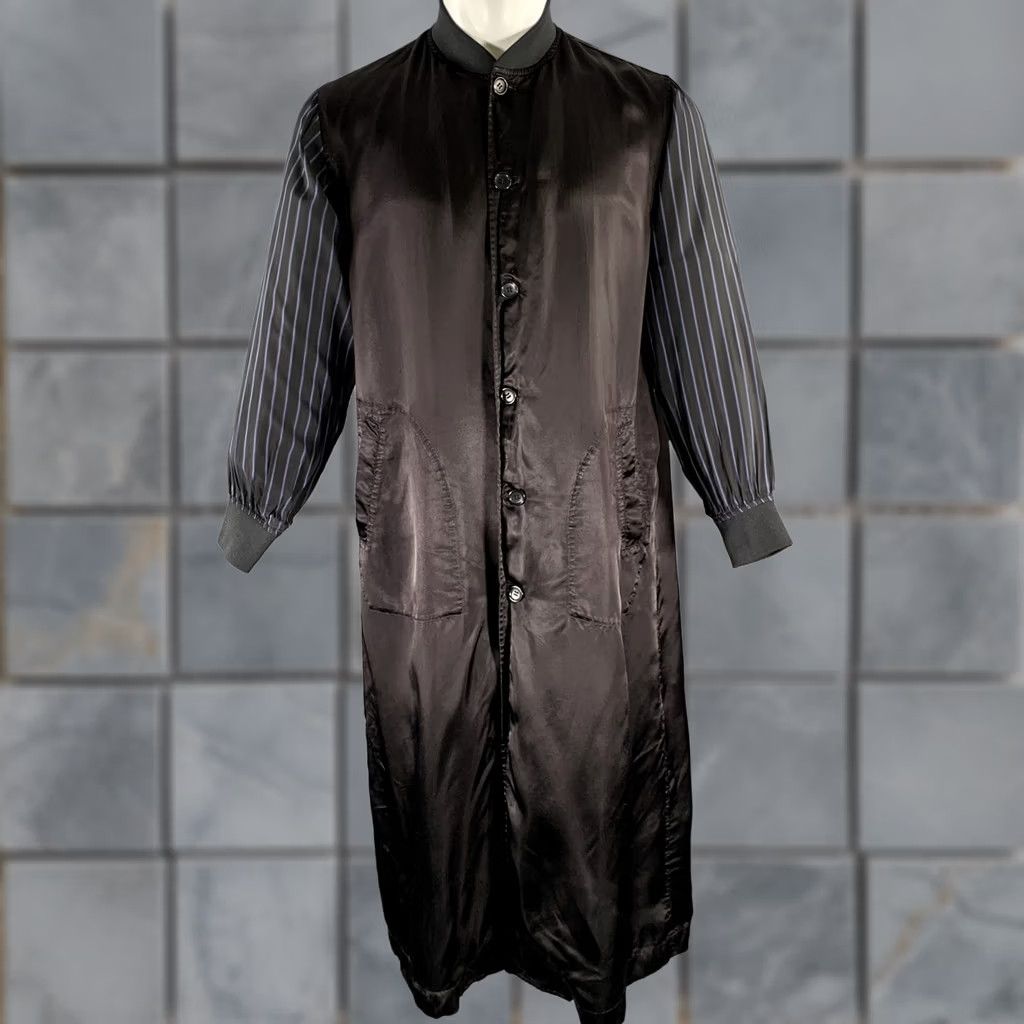 Comme des Garcons Girl COMME des GARCONS Size S Black Cupro Buttoned Coat Mens Size US S / EU 44-46 / 1 - 1 Thumbnail