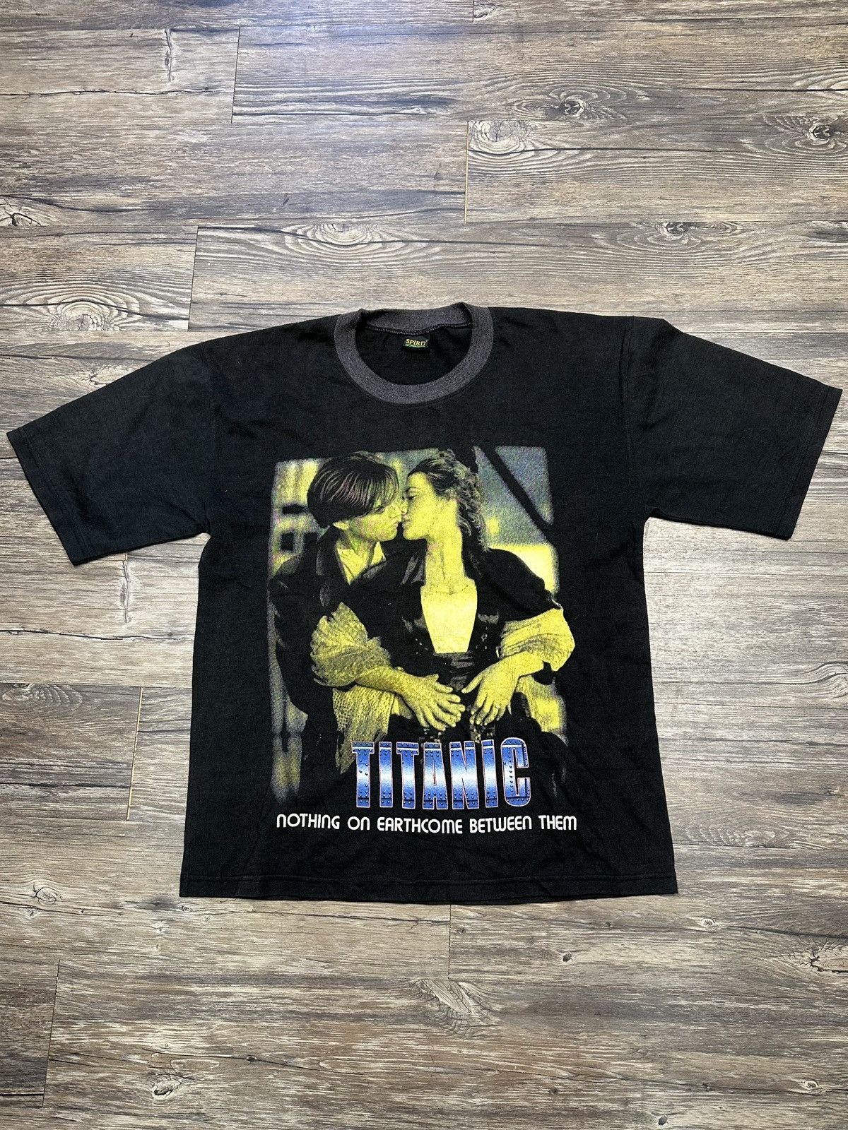 Vintage Vintage Titanic Graphic T-Shirt Size US L / EU 52-54 / 3 - 1 Thumbnail