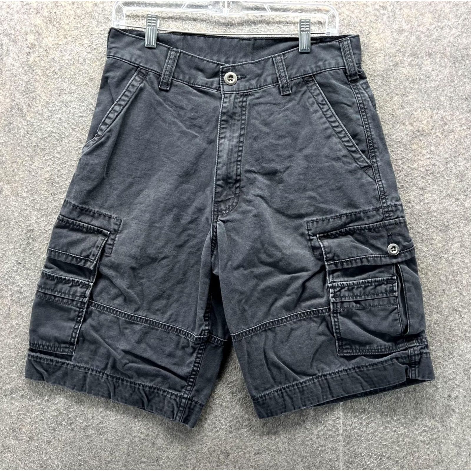 Levi's Levi's Cargo Shorts Mens 30 Gray Multi Pockets Casual Summer Outdoor Regular Fit Flat Front Size US 30 / EU 46 - 2 Thumbnail