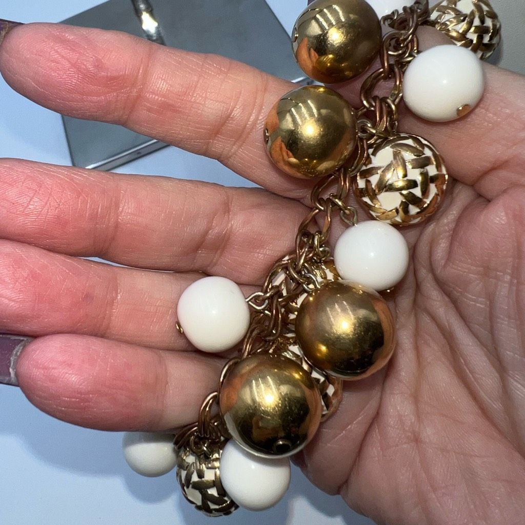 Kate Spade Kate Spade Vintage Bauble Charm Bracelet Bangle Keswick Can Size ONE SIZE - 9 Thumbnail