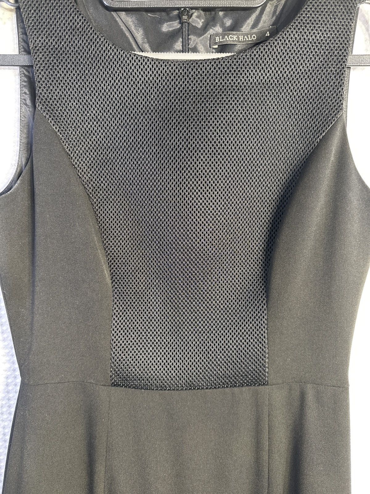 Black Halo BLACK HALO Sleeveless Mesh Hem Fit Midi Dress ) Size S / US 4 / IT 40 - 7 Thumbnail