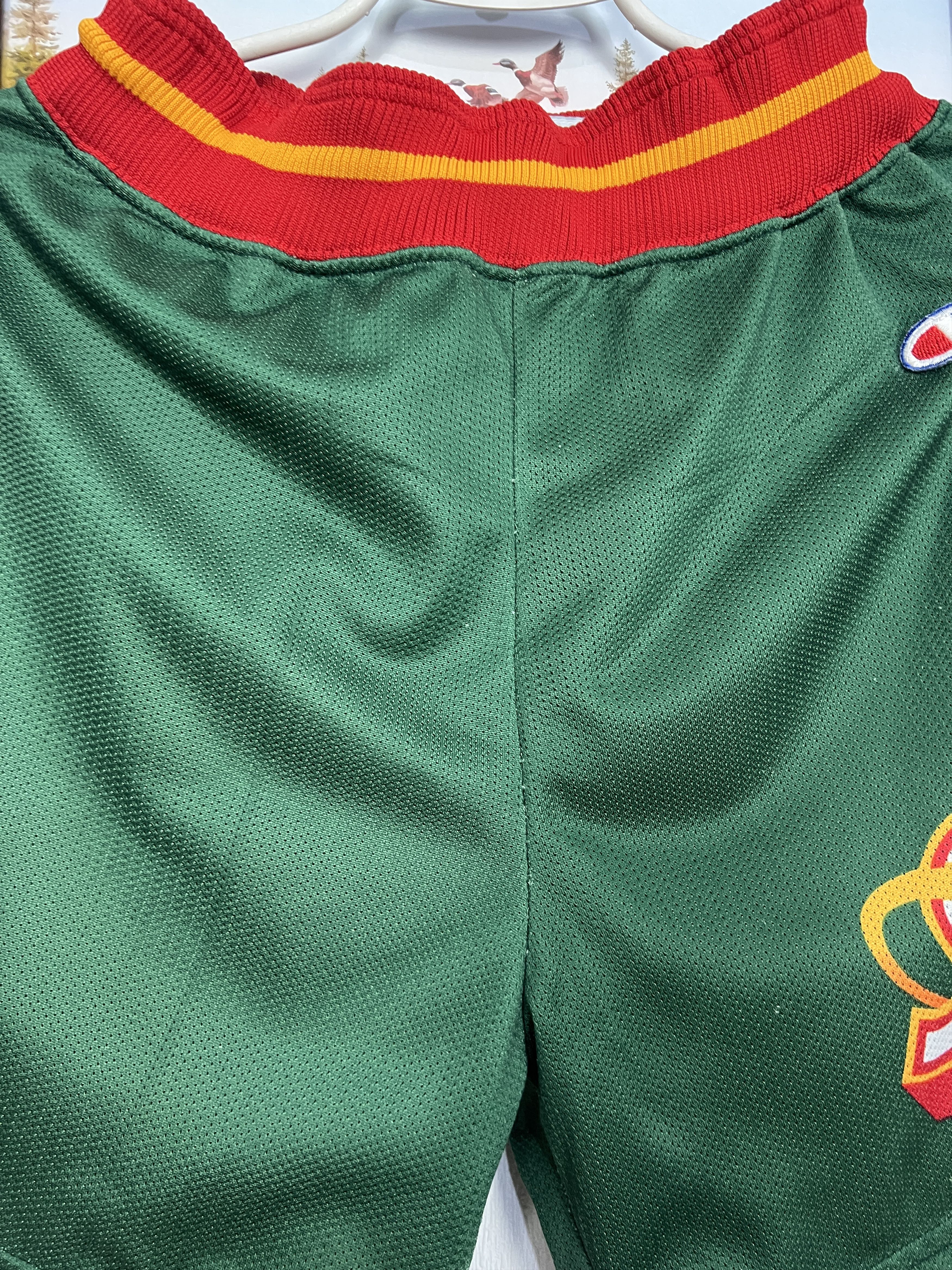 Champion Vintage 90's Champion Seattle Super Sonics NBA Shorts Rare Size US 30 / EU 46 - 7 Thumbnail