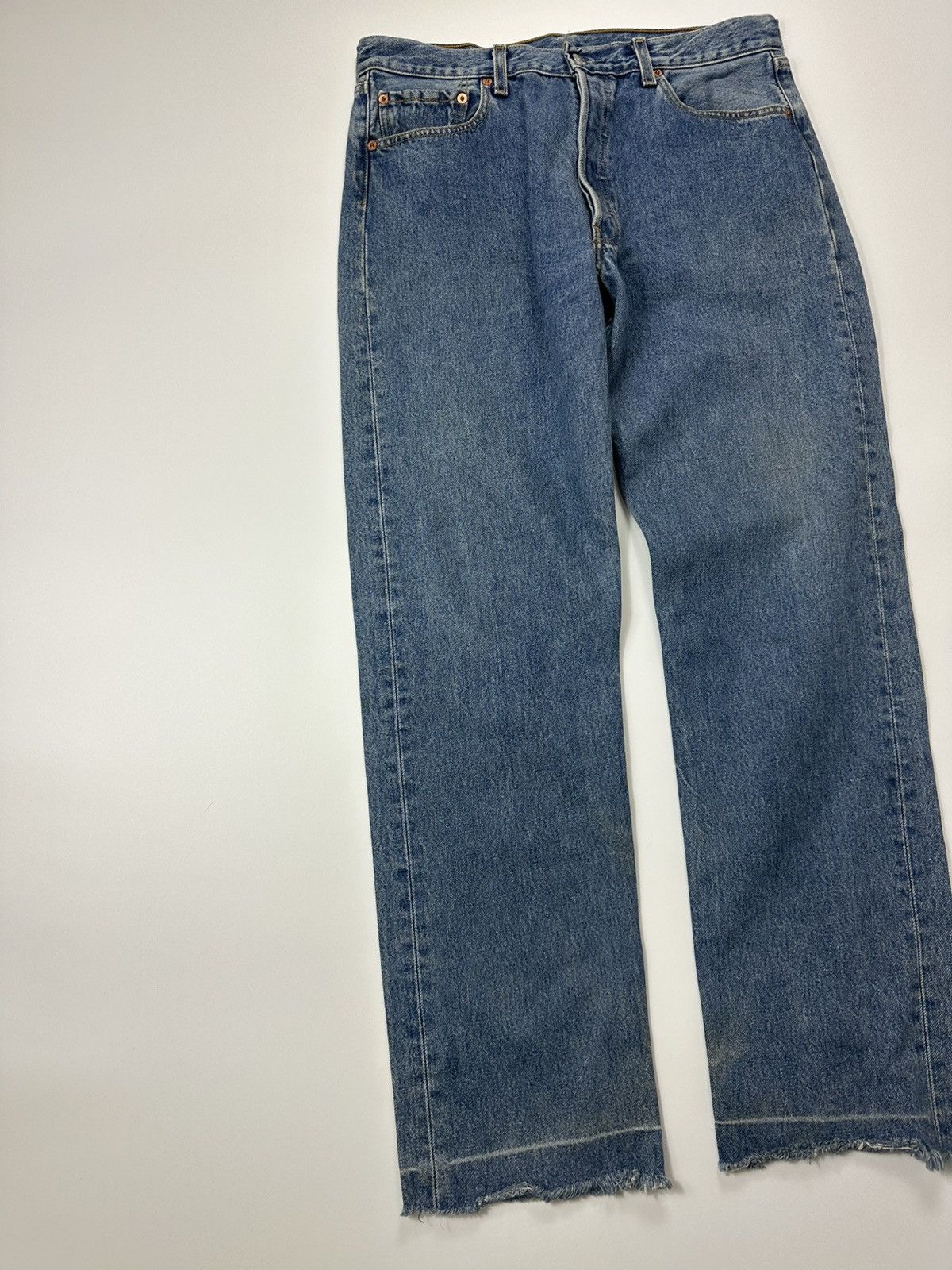 Levi's Vintage Levis 501 Denim Jeans W36 L34 Light Regular Size US 36 / EU 52 - 3 Thumbnail