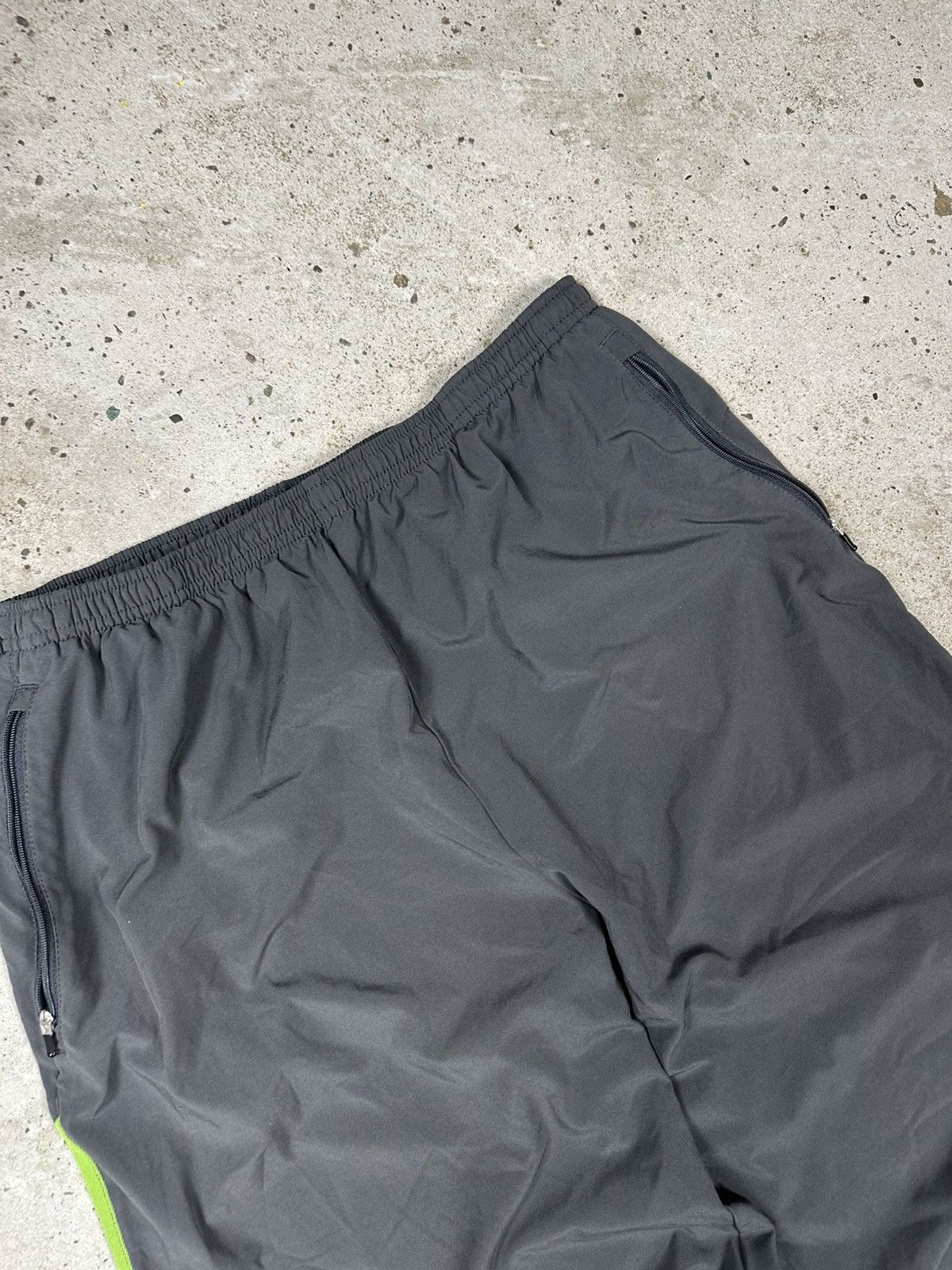 Nike × Vintage Vintage Y2K Nike Baggy Grey Track Pants Swoosh Rare Size US 34 / EU 50 - 7 Thumbnail