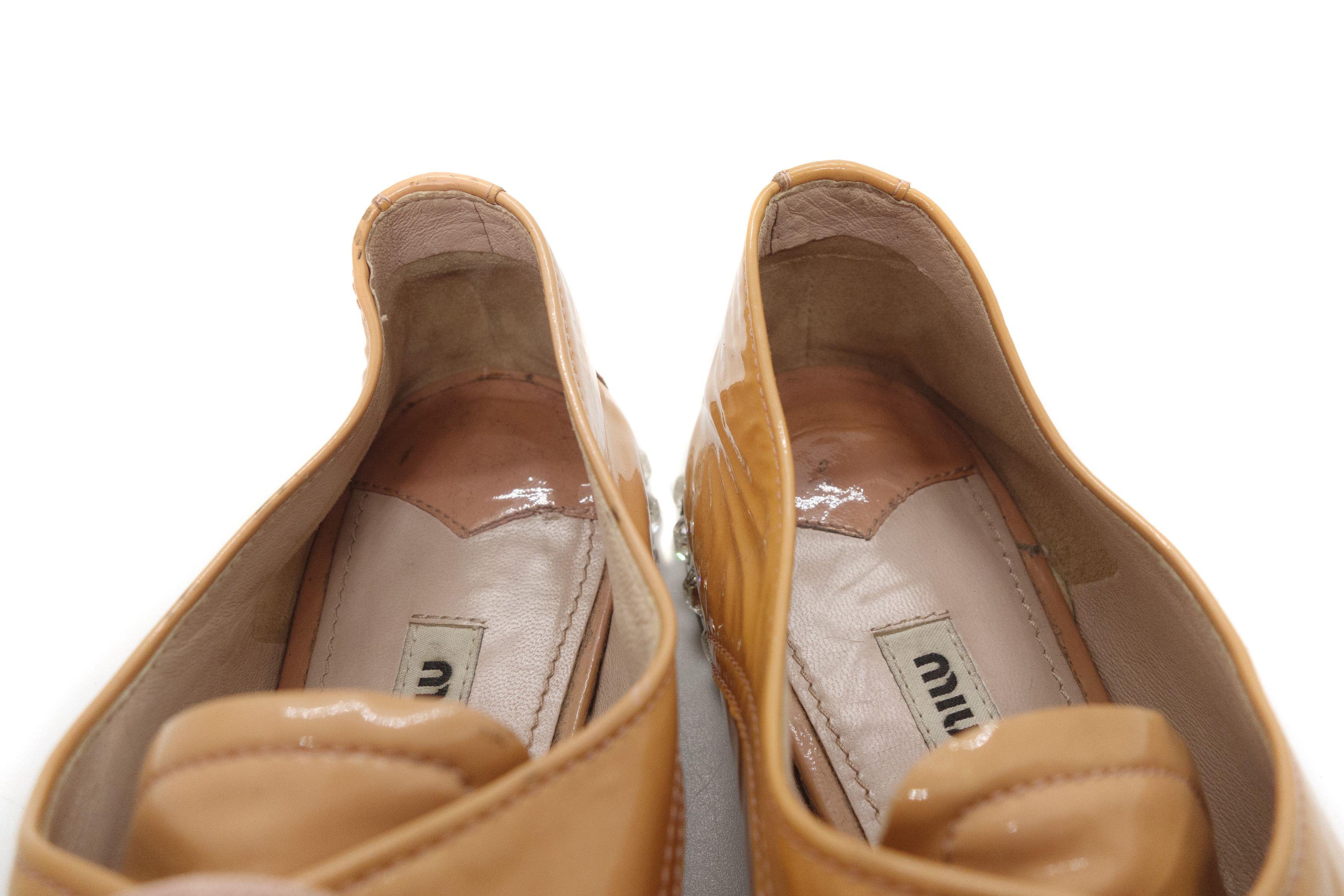 Miu Miu 00s Sesame Patent Leather Crystal Embellished Derby Shoes Size US 7.5 / IT 37.5 - 7 Thumbnail