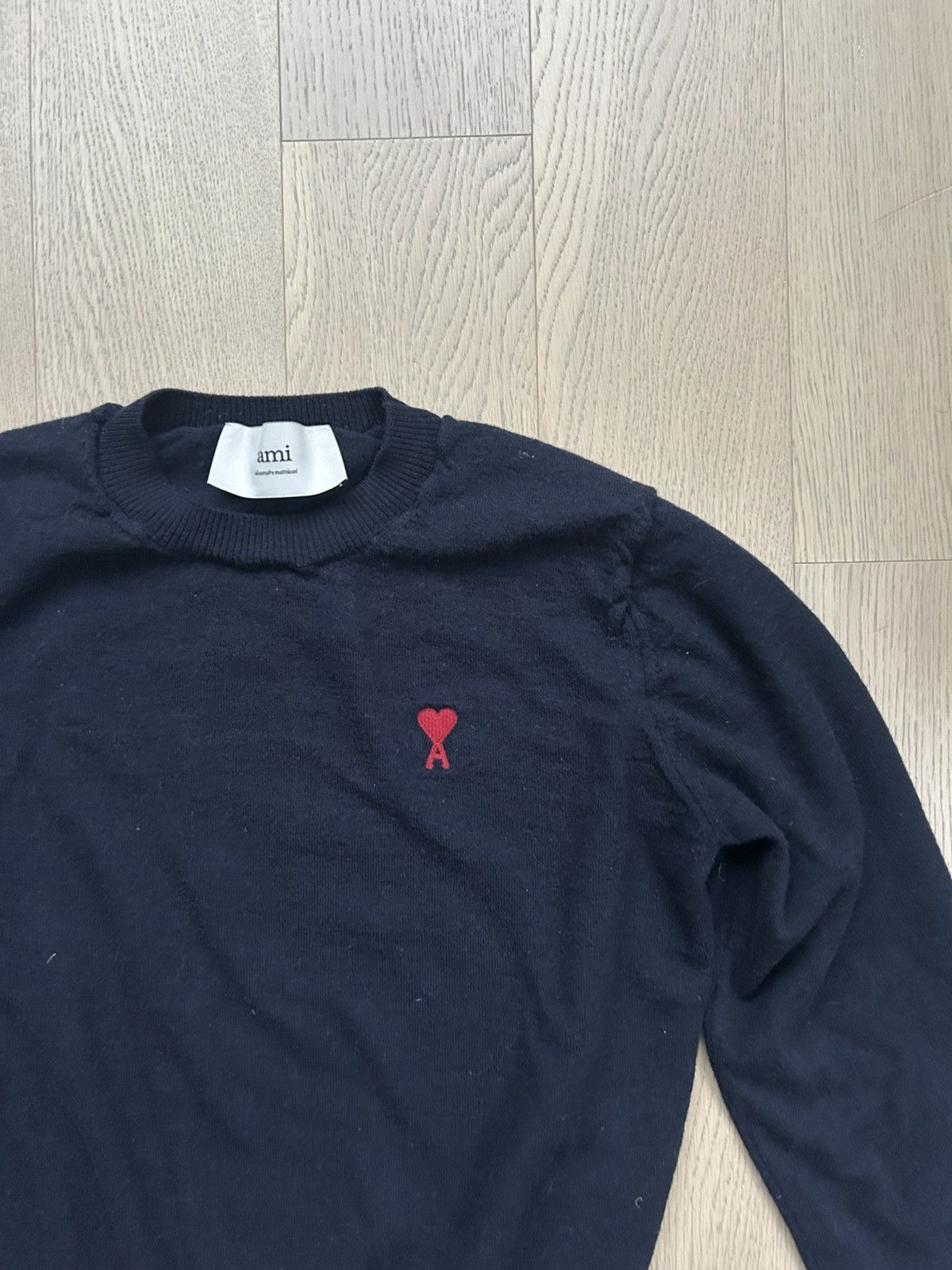 AMI Navy Ami Paris Heart Logo Sweater Size US XS / EU 42 / 0 - 3 Thumbnail