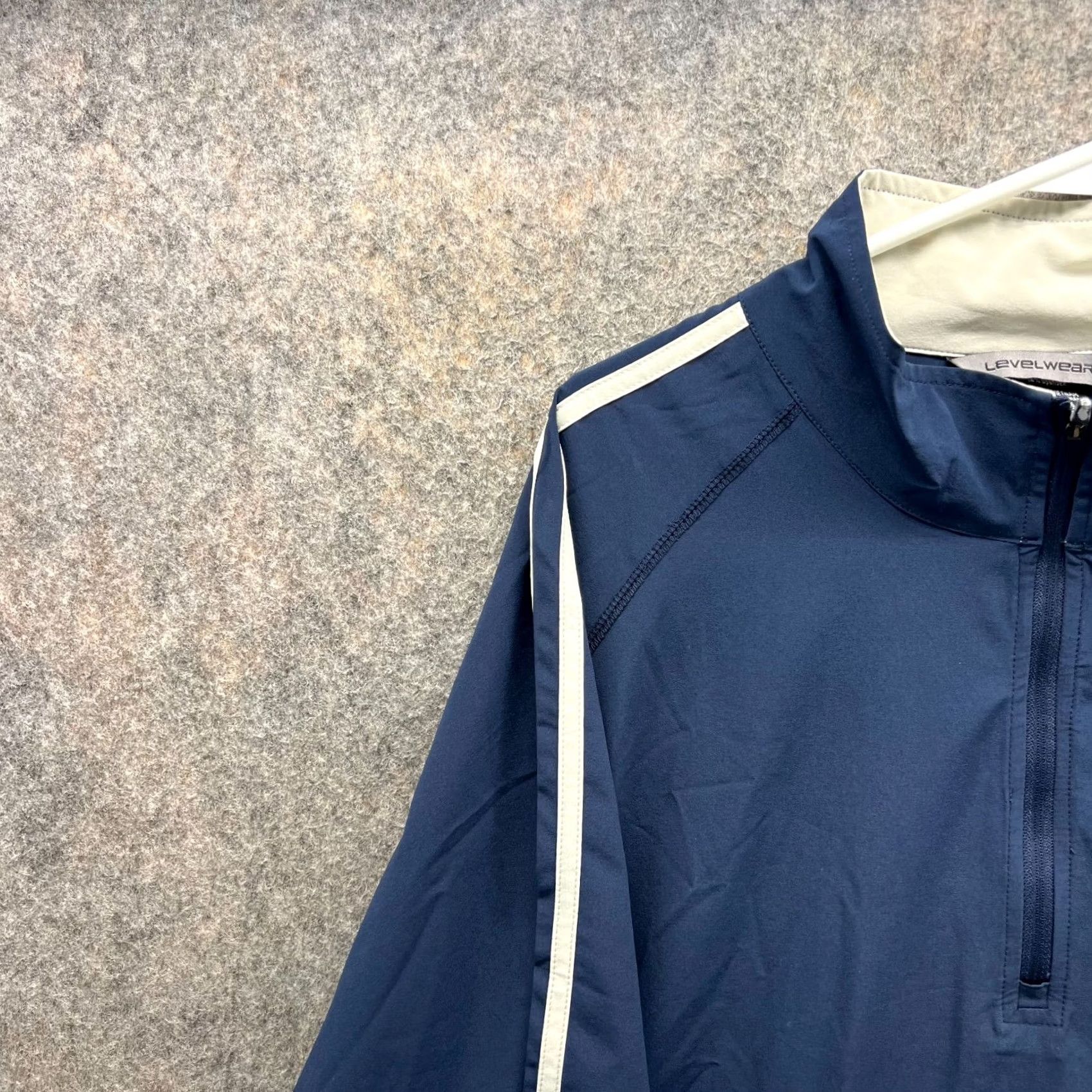 Vintage VINTAGE Level Wear Sweater Men 2XL Blue 1/2 Zip Short Sleeve Polyester Logo Pullover Casual/Workwear Size US XXL / EU 58 / 5 - 5 Thumbnail