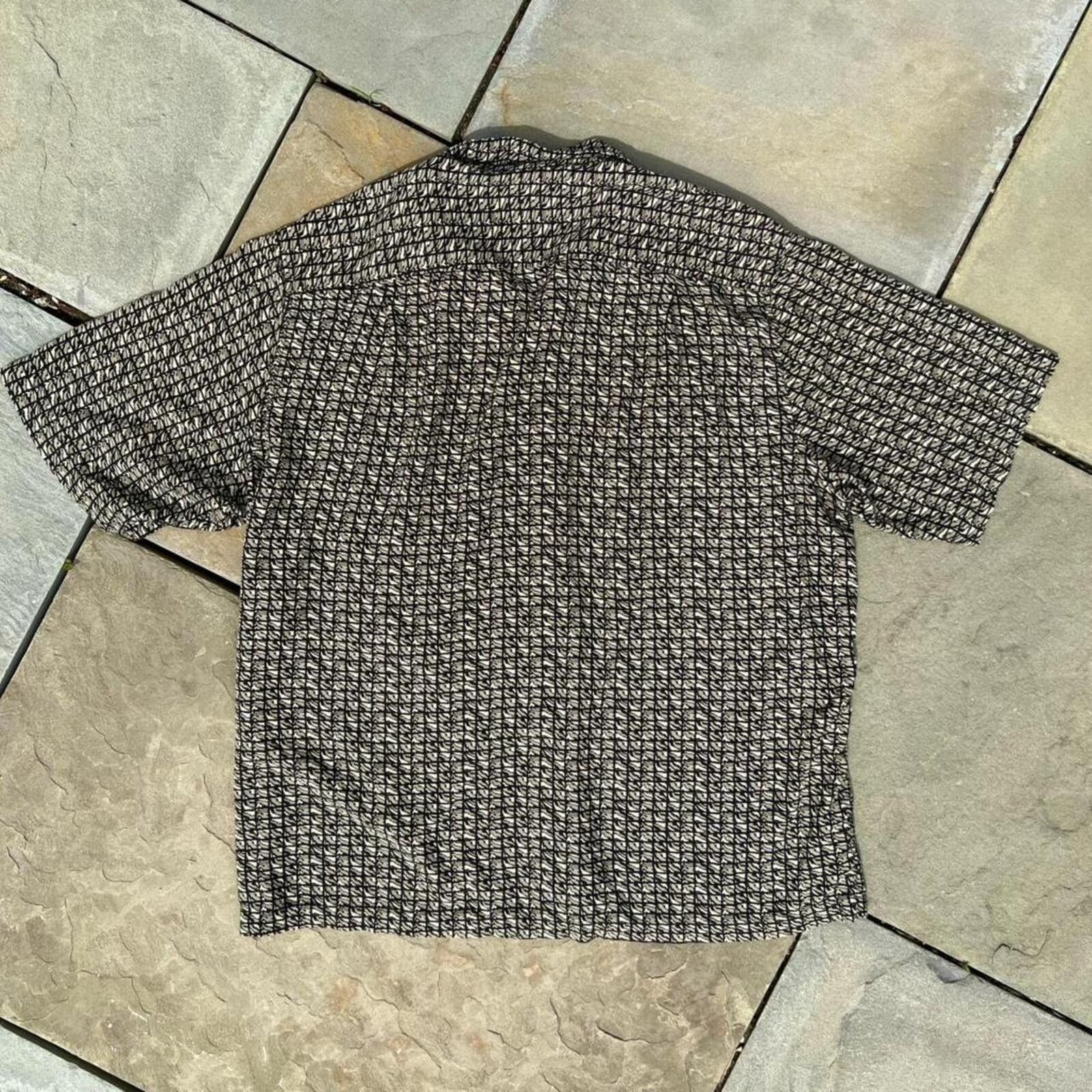 Liz Claiborne Neo-Vintage Y2K Camo Grid Pattern Club Shirt Size US XL / EU 56 / 4 - 5 Thumbnail