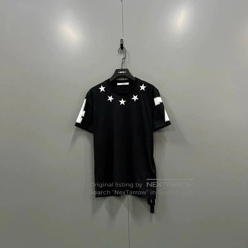 Givenchy Givenchy Star Collar Short Sleeve T. Size US L / EU 52-54 / 3 - 1 Thumbnail