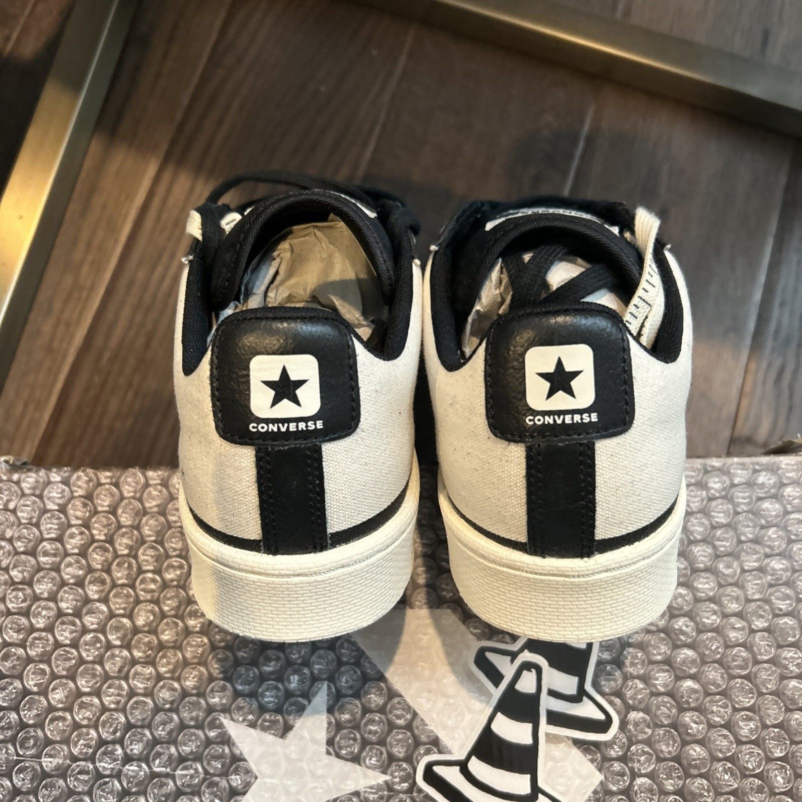 Converse Converse Pro Leather Ox Josh Vides Sneaker Size US 10.5 / EU 43-44 - 5 Thumbnail