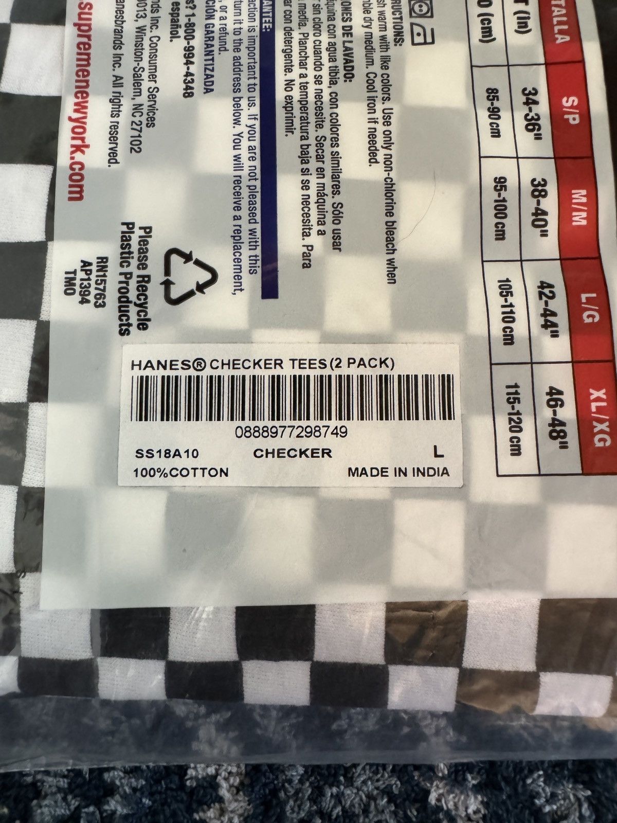 Hanes × Supreme Supreme Hanes Checker Tagless Tees- 2 Pack- Large Size 42 - 3 Thumbnail
