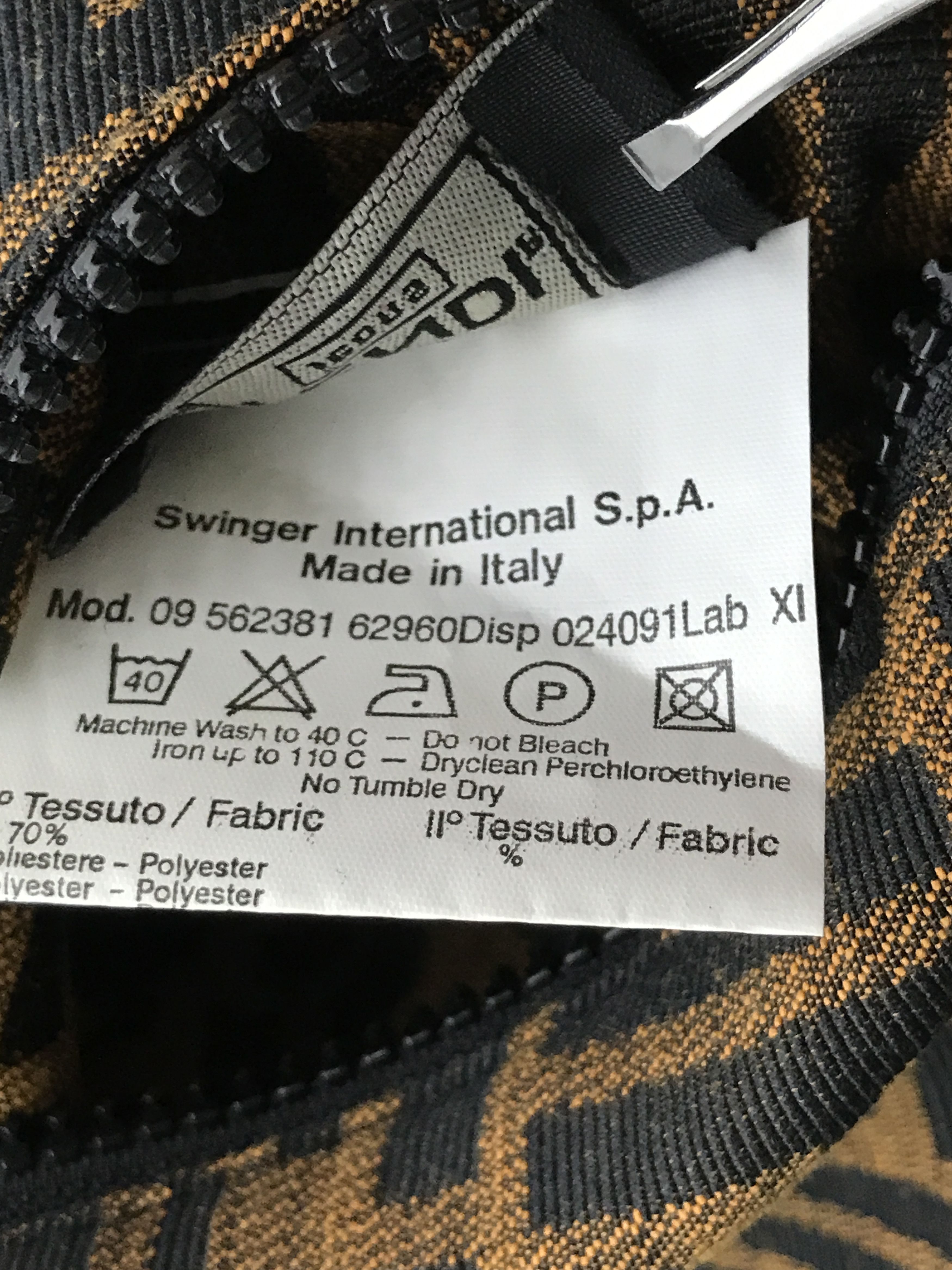 Fendi Fendi Reversible Jacket Full Monogram Size US M / EU 48-50 / 2 - 8 Thumbnail